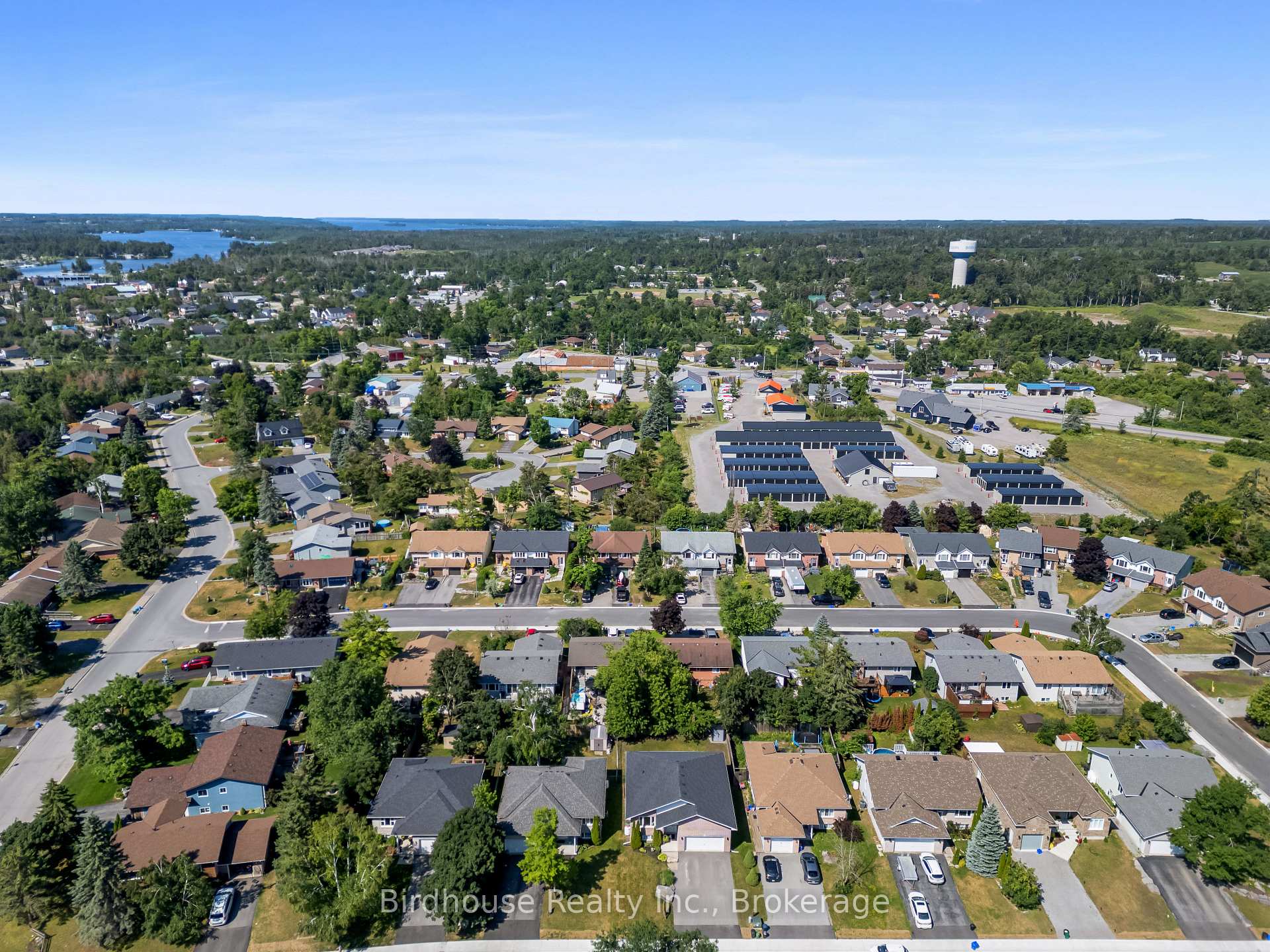 Photo 42 of 50 Birch Crescent, Kawartha Lakes, Bobcaygeon — HOMEH
