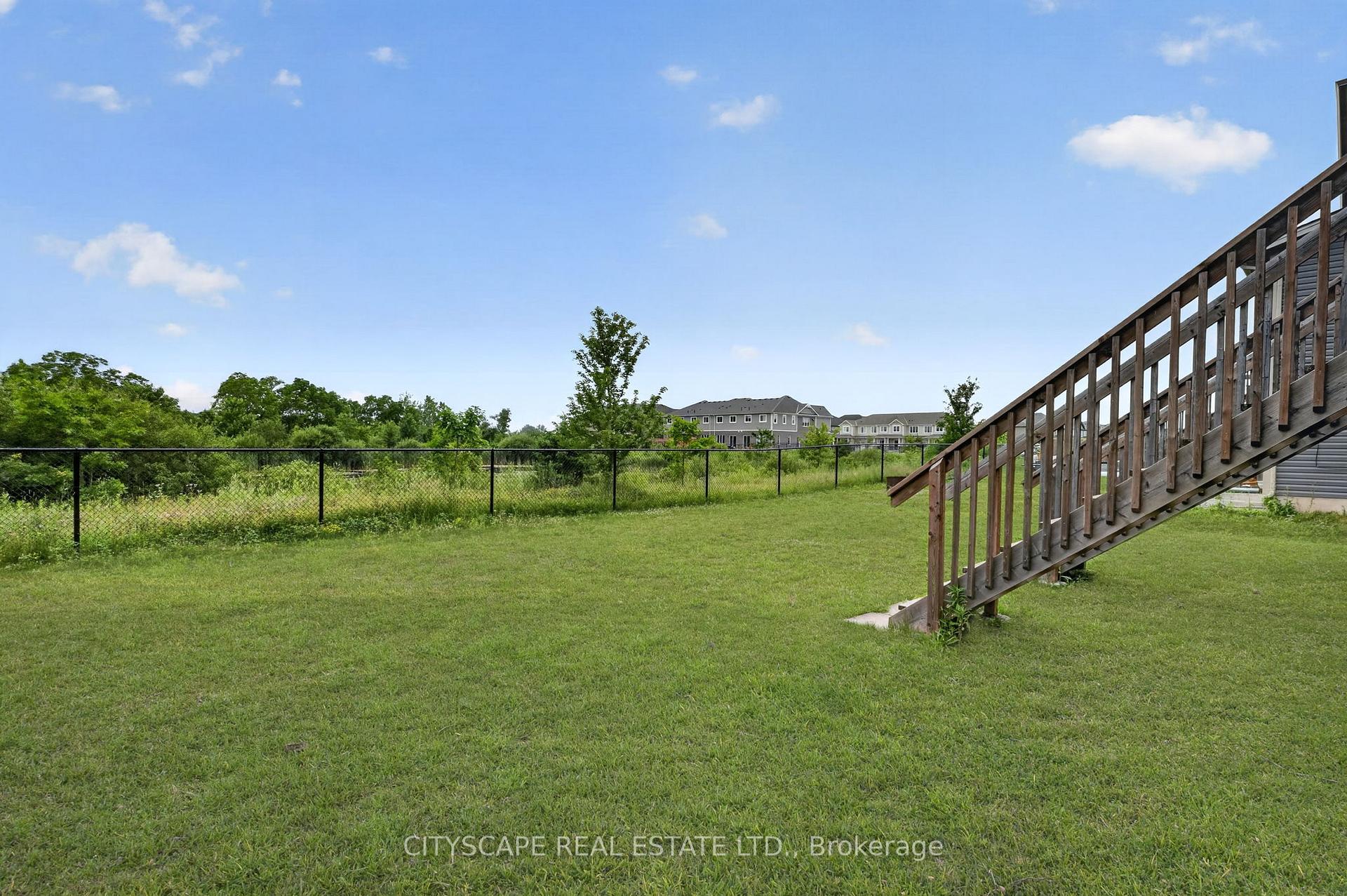 Photo 5 of 27 Lamb Crescent, Thorold, Hurricane/Merrittville — HOMEH