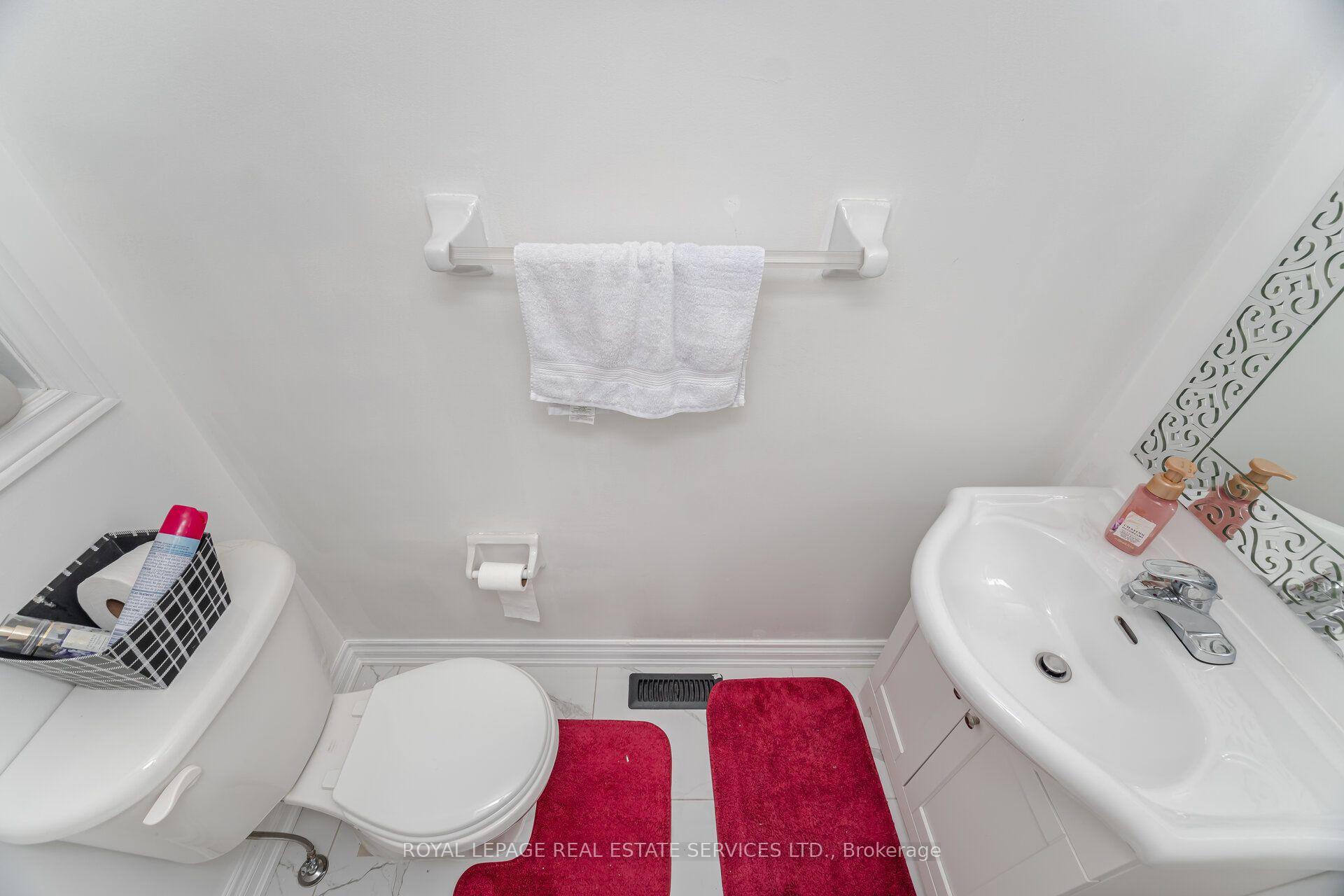 Photo 13 of Unit 6, 430 Mapleview Drive E, Barrie, Painswick South — HOMEH