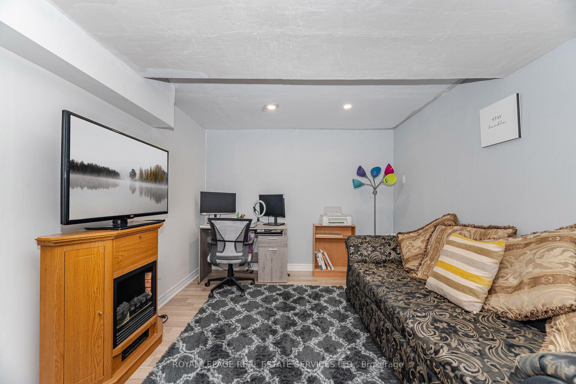 Photo 23 of Unit 6, 430 Mapleview Drive E, Barrie, Painswick South — HOMEH