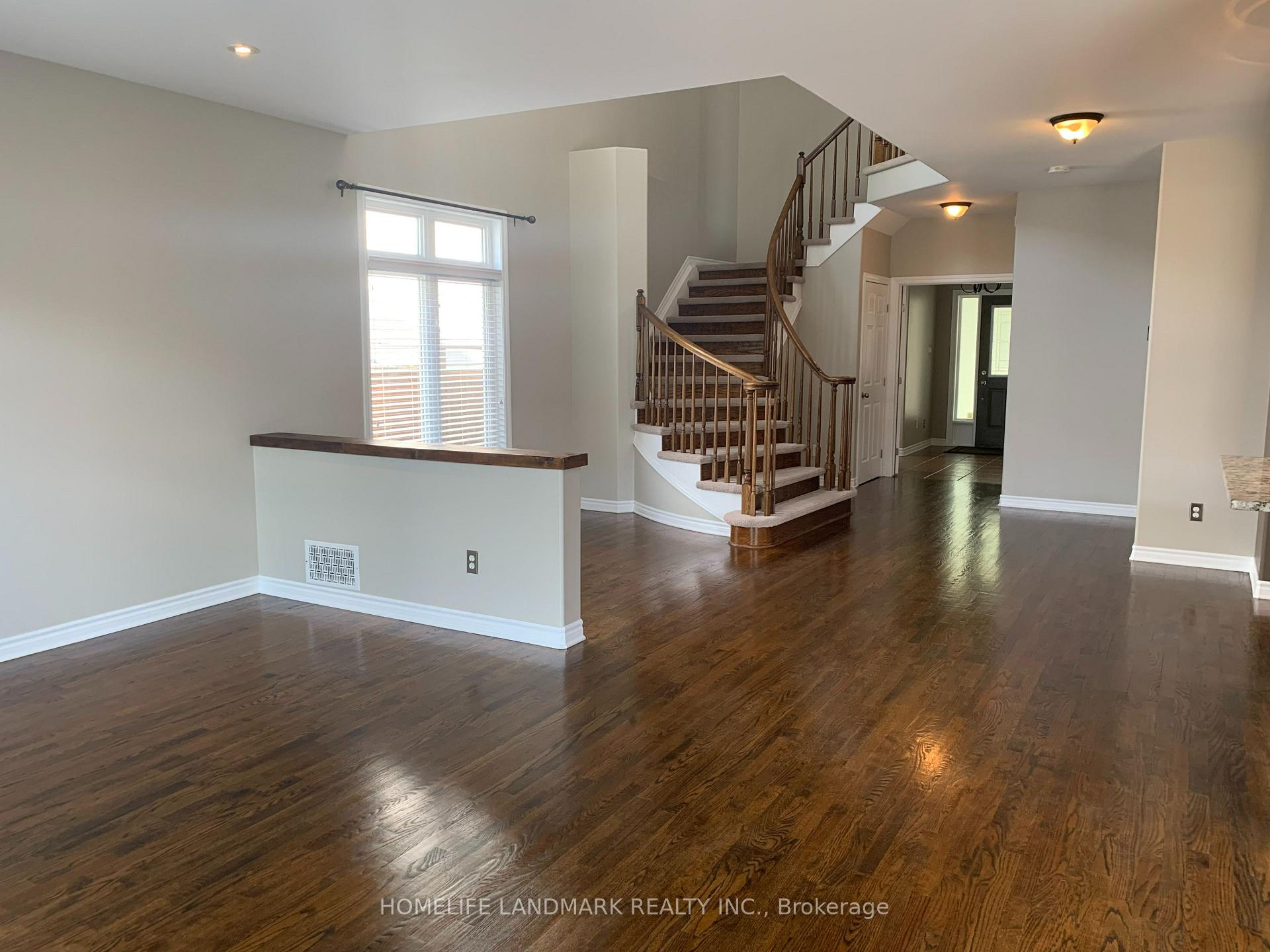 Photo 3 of 64 Black Bear Way, Ottawa, Stittsville (South) — HOMEH