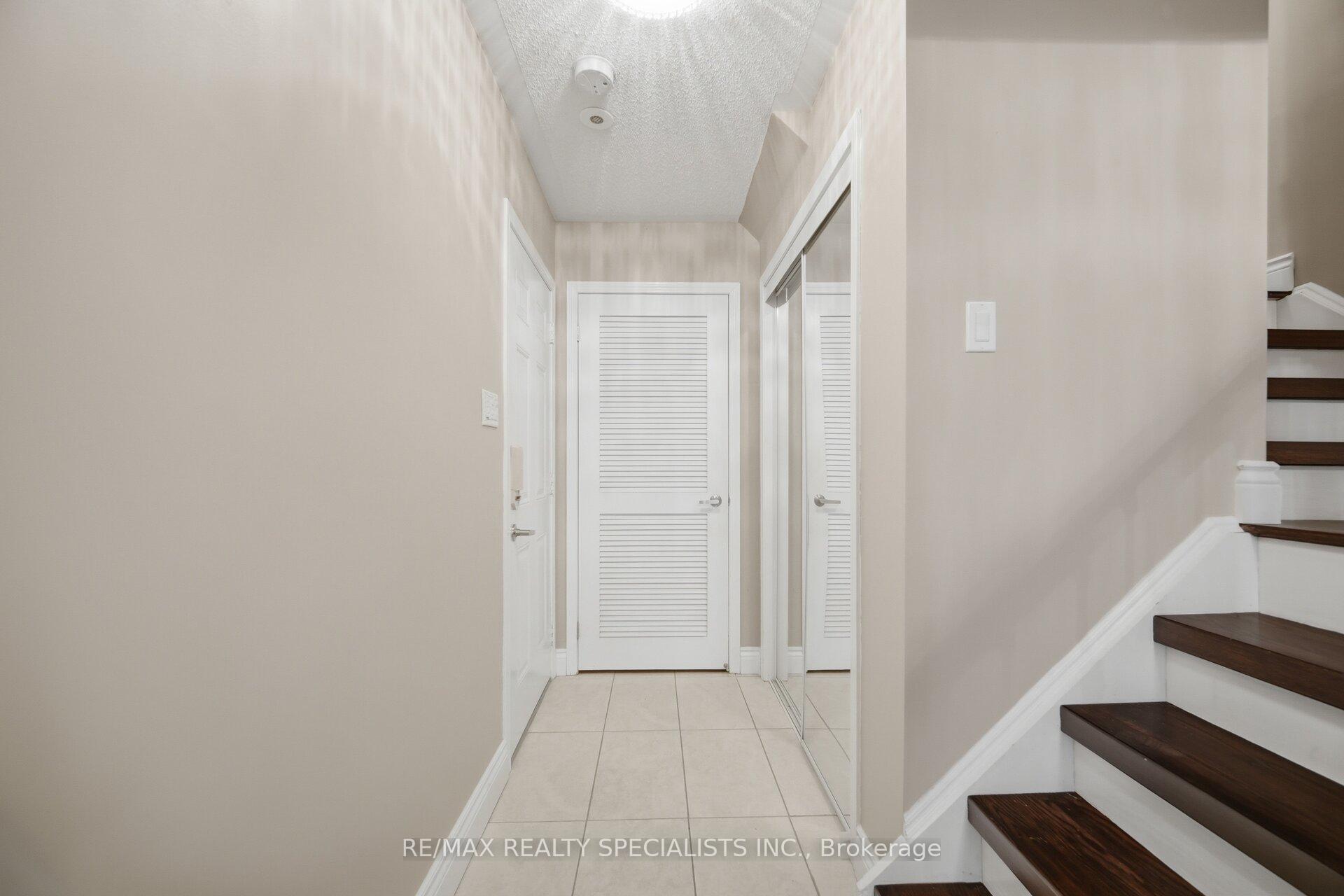 Photo 44 of 932 Sprague Place, Milton, Coates — HOMEH