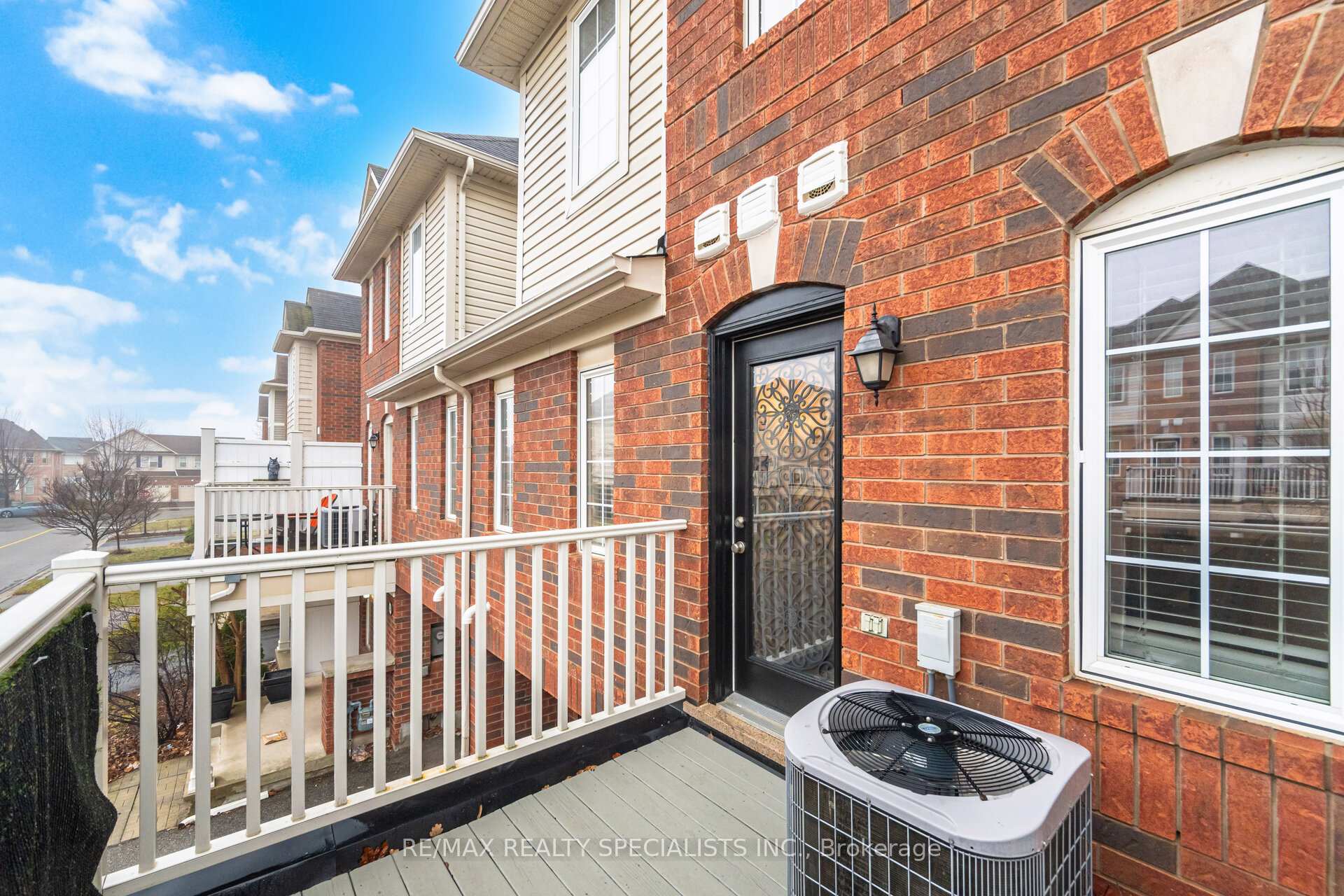 Photo 46 of 932 Sprague Place, Milton, Coates — HOMEH