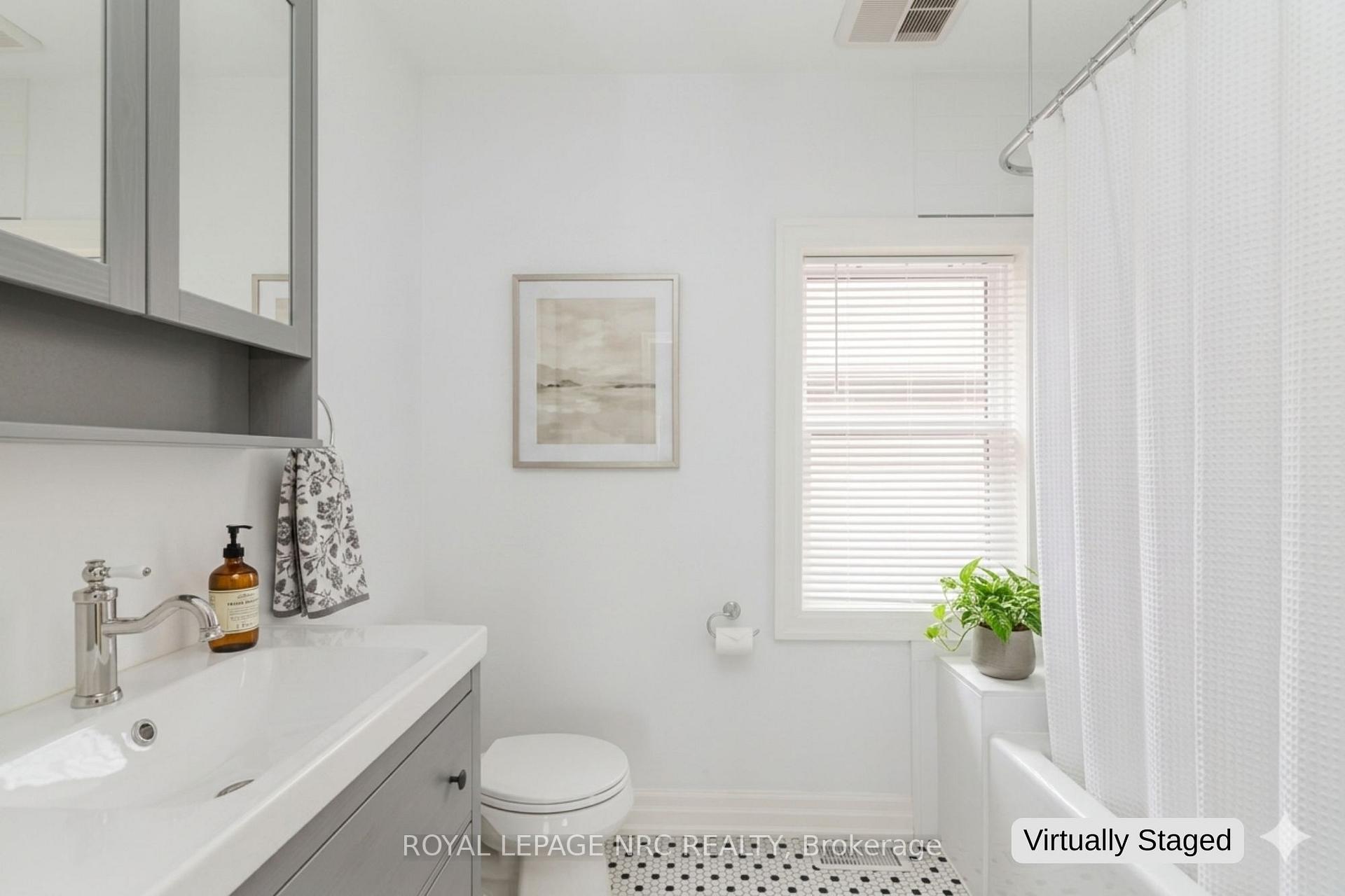 Photo 14 of Unit Upper, 6 Clark Street, St. Catharines, Downtown — HOMEH