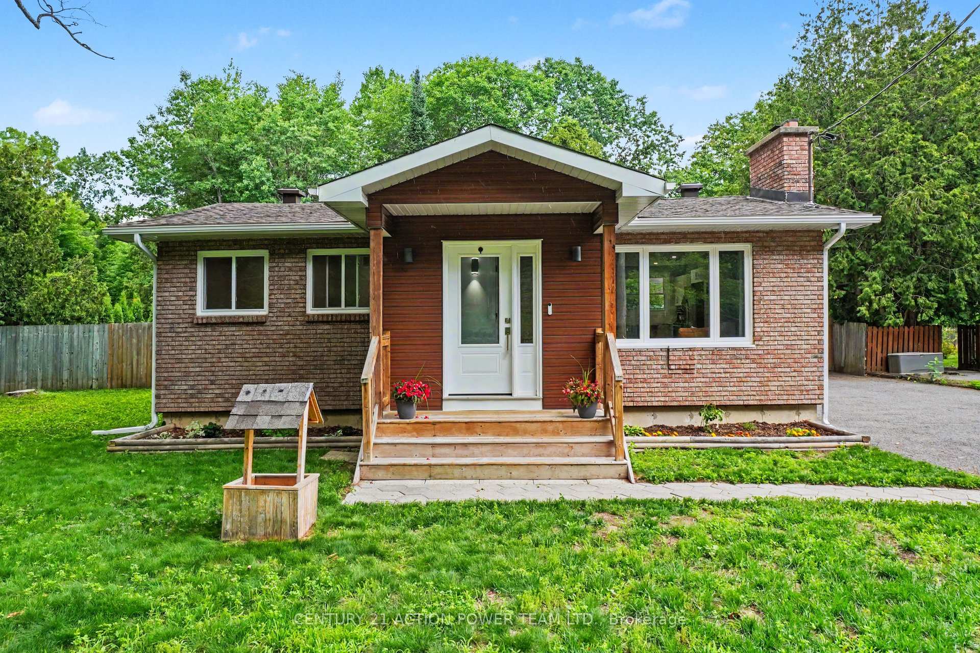 Photo 1 of 422 Allbirch Road, Ottawa, Constance Bay — HOMEH