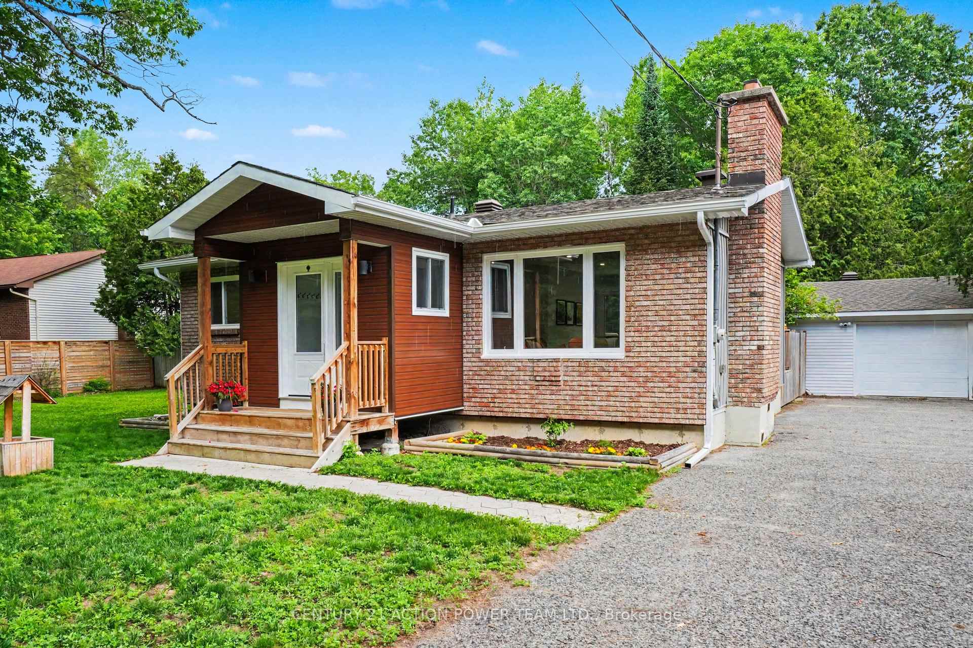 Photo 2 of 422 Allbirch Road, Ottawa, Constance Bay — HOMEH