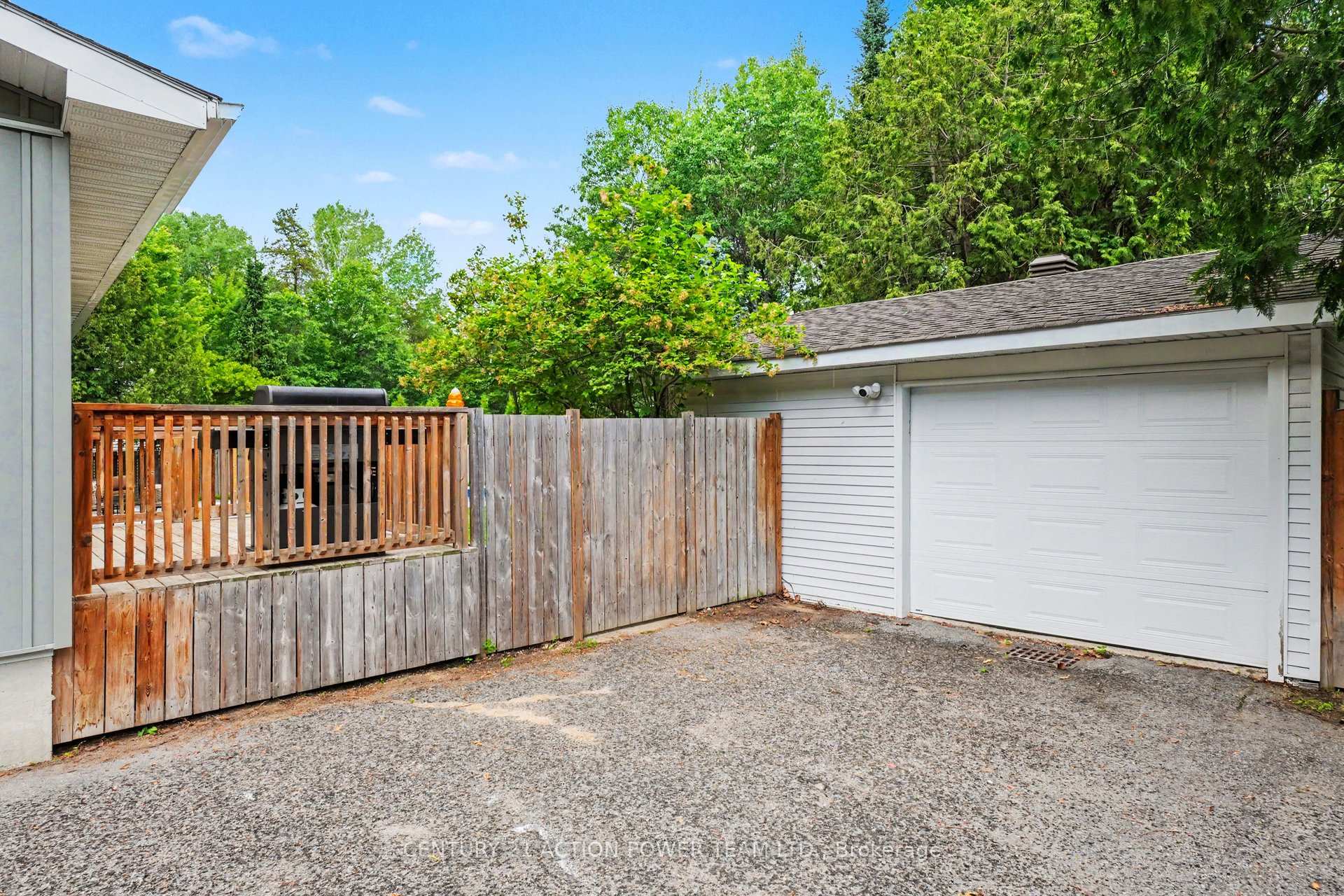 Photo 3 of 422 Allbirch Road, Ottawa, Constance Bay — HOMEH