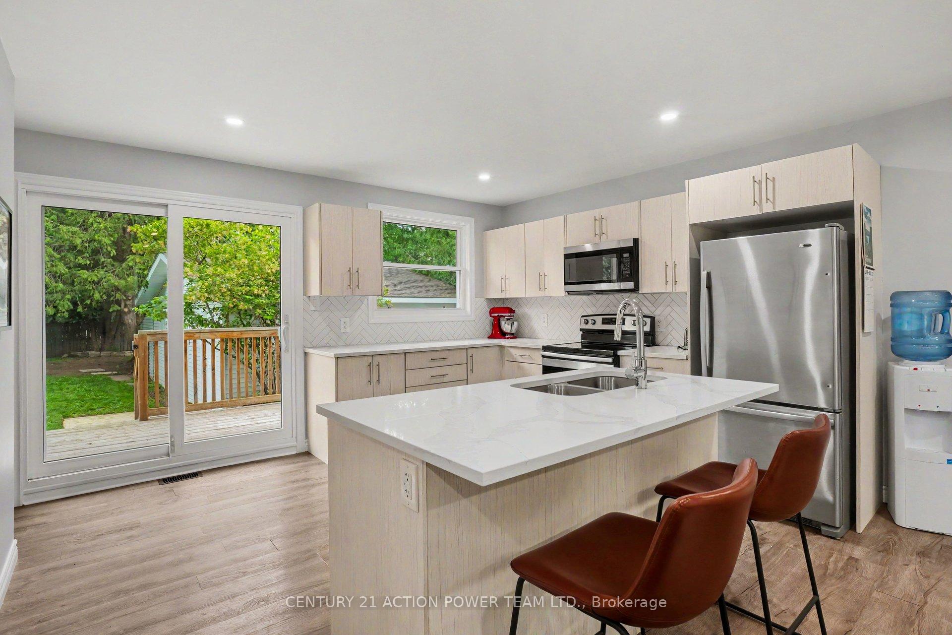 Photo 10 of 422 Allbirch Road, Ottawa, Constance Bay — HOMEH