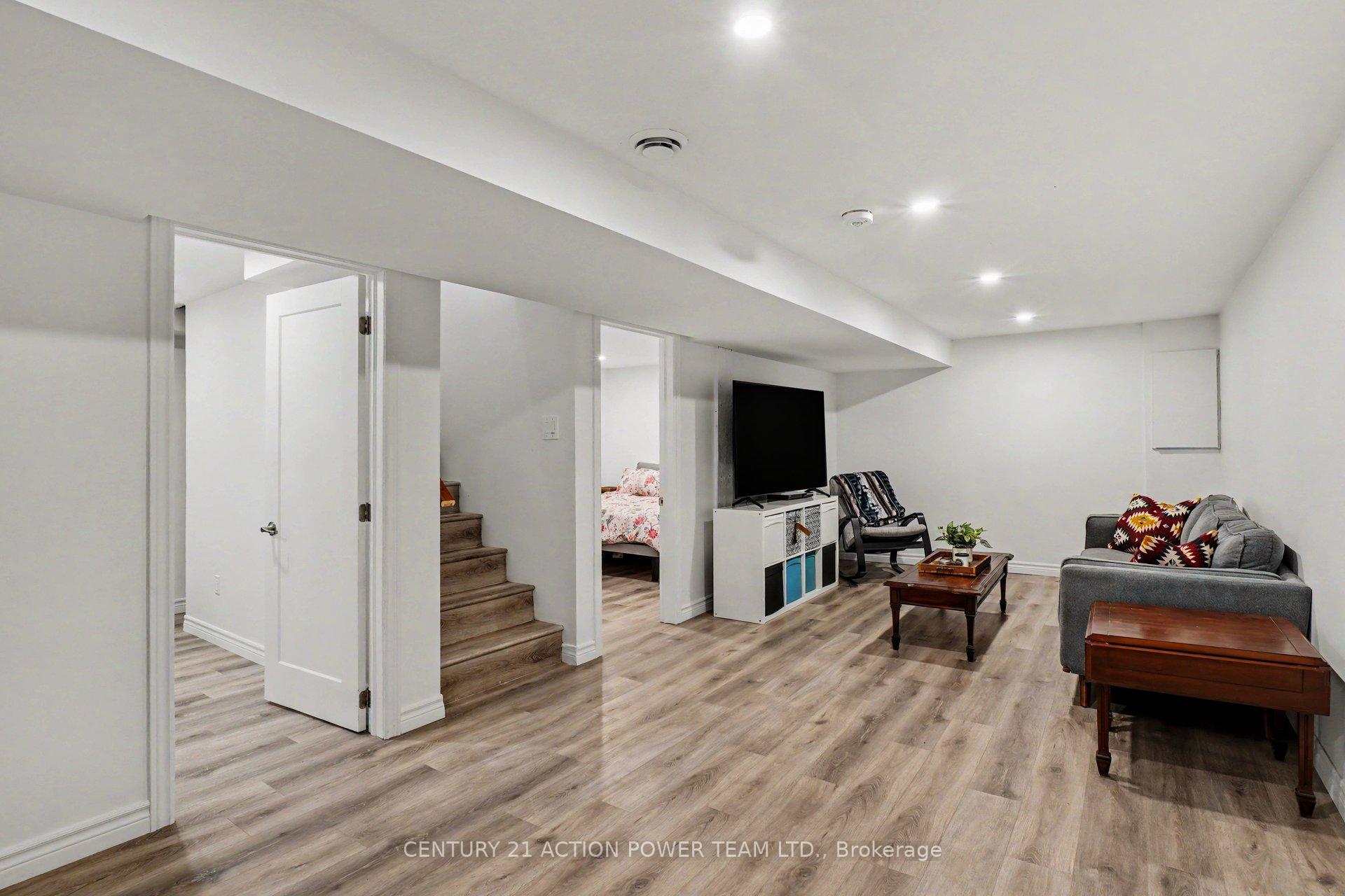 Photo 24 of 422 Allbirch Road, Ottawa, Constance Bay — HOMEH