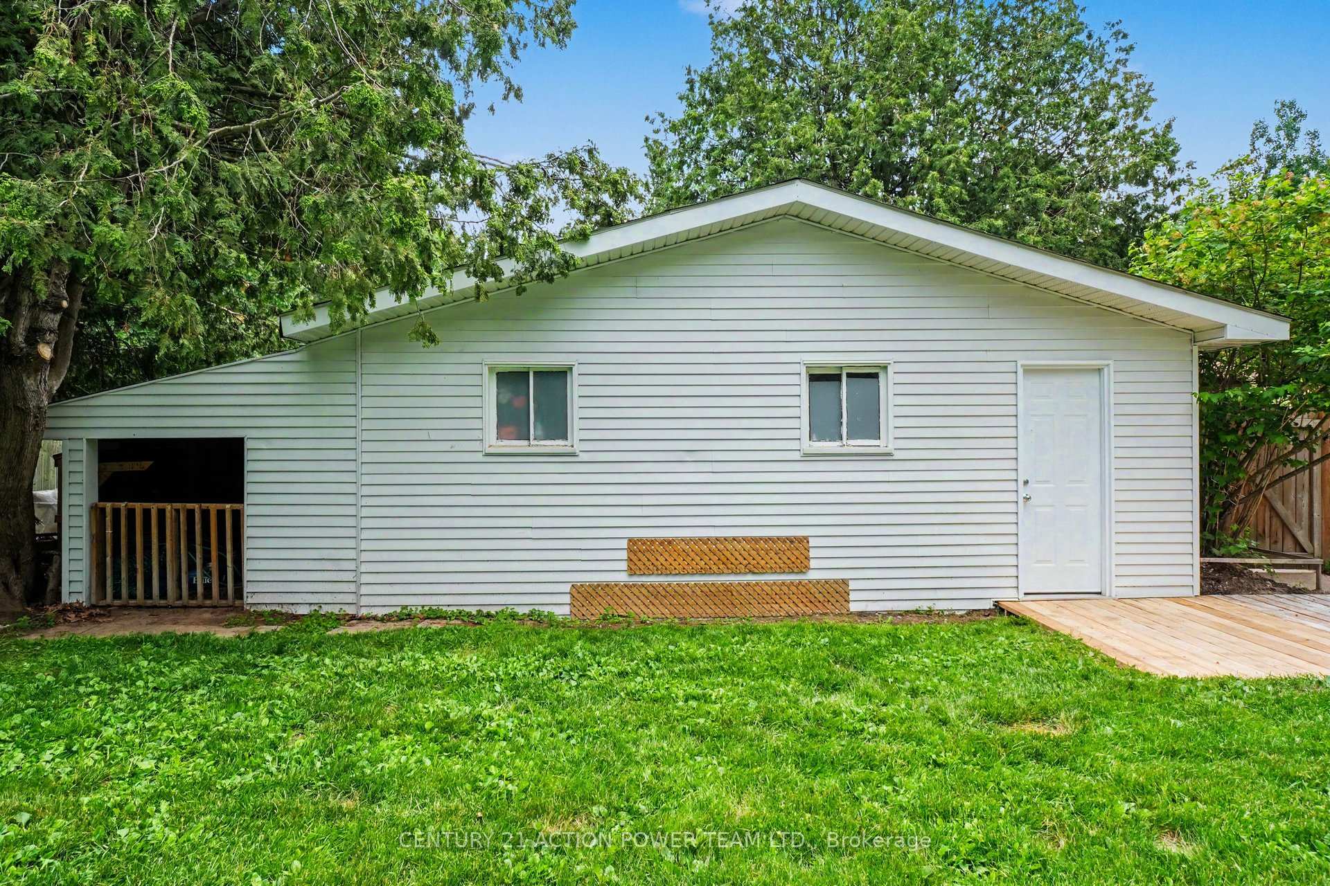 Photo 38 of 422 Allbirch Road, Ottawa, Constance Bay — HOMEH