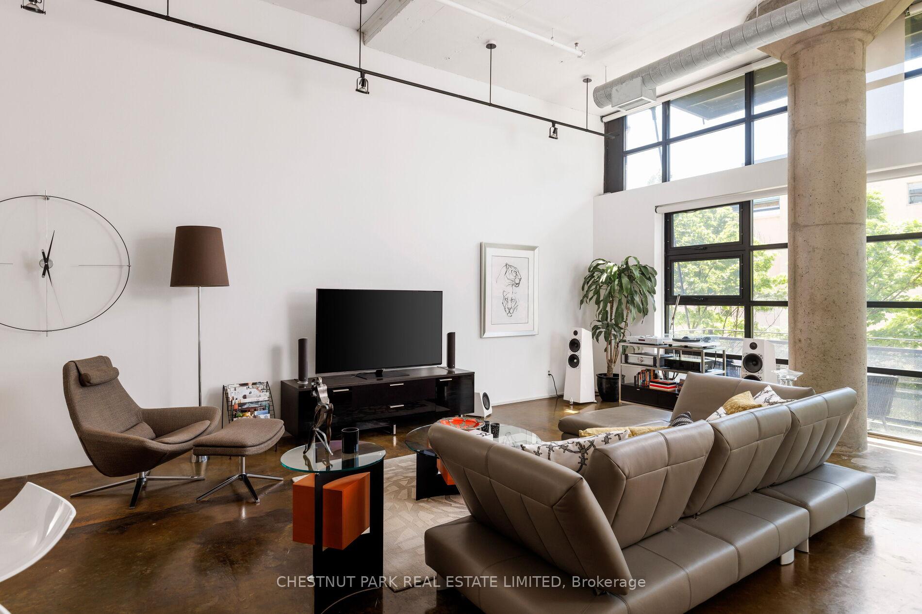 Photo 5 of Unit 306, 90 Sumach Street, Toronto, Regent Park — HOMEH