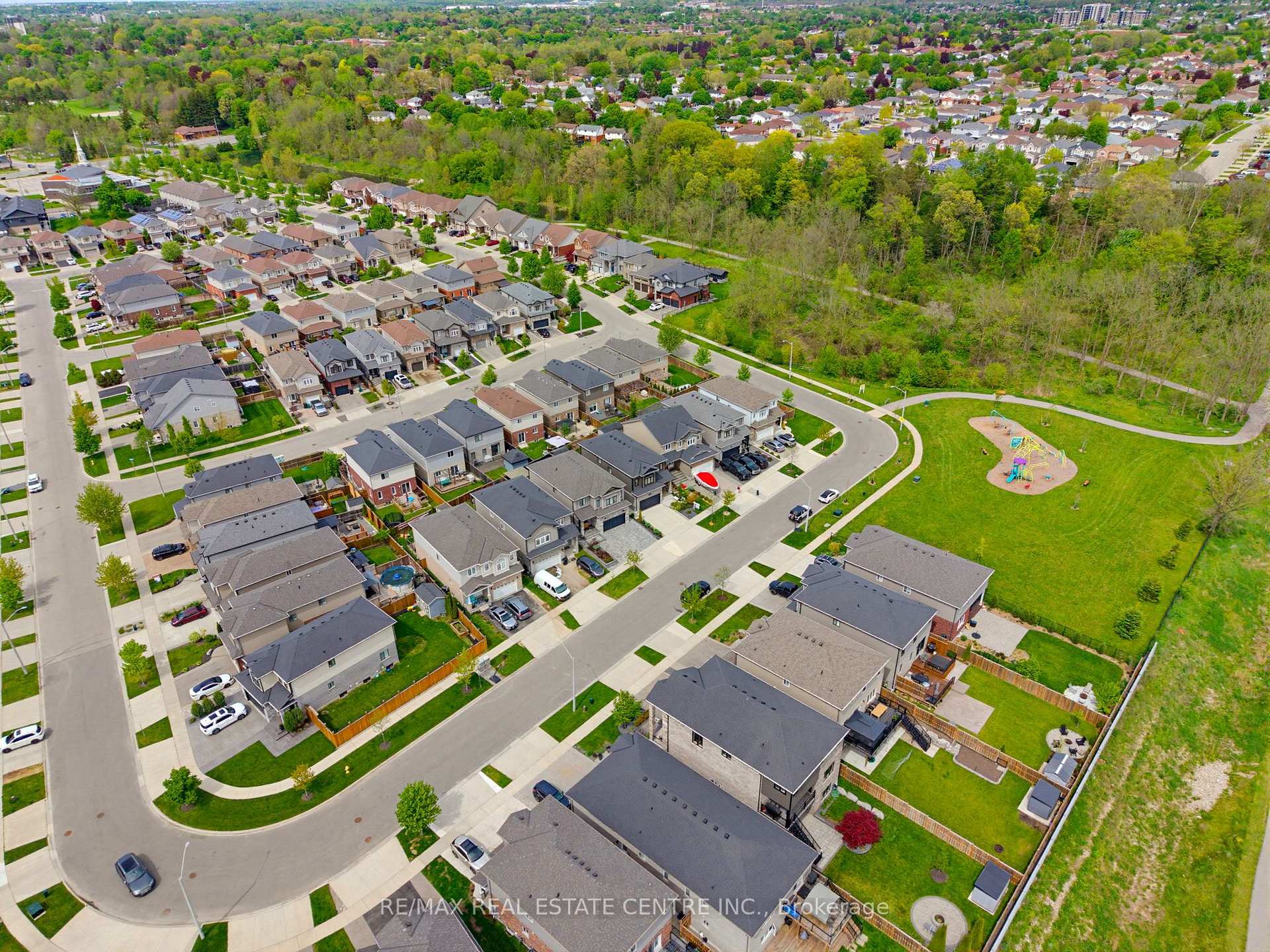 Photo 5 of 148 Birkinshaw Road, Cambridge — HOMEH