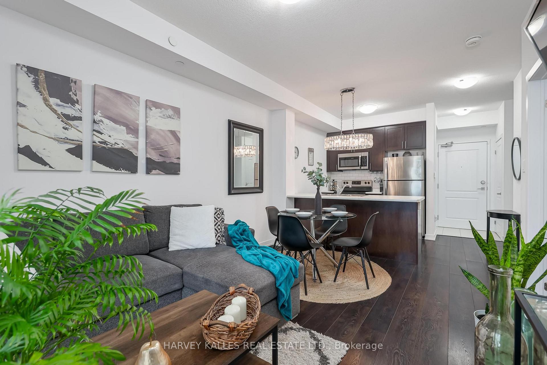 Photo 6 of Unit 122, 101 Shoreview Place, Hamilton, Lakeshore — HOMEH