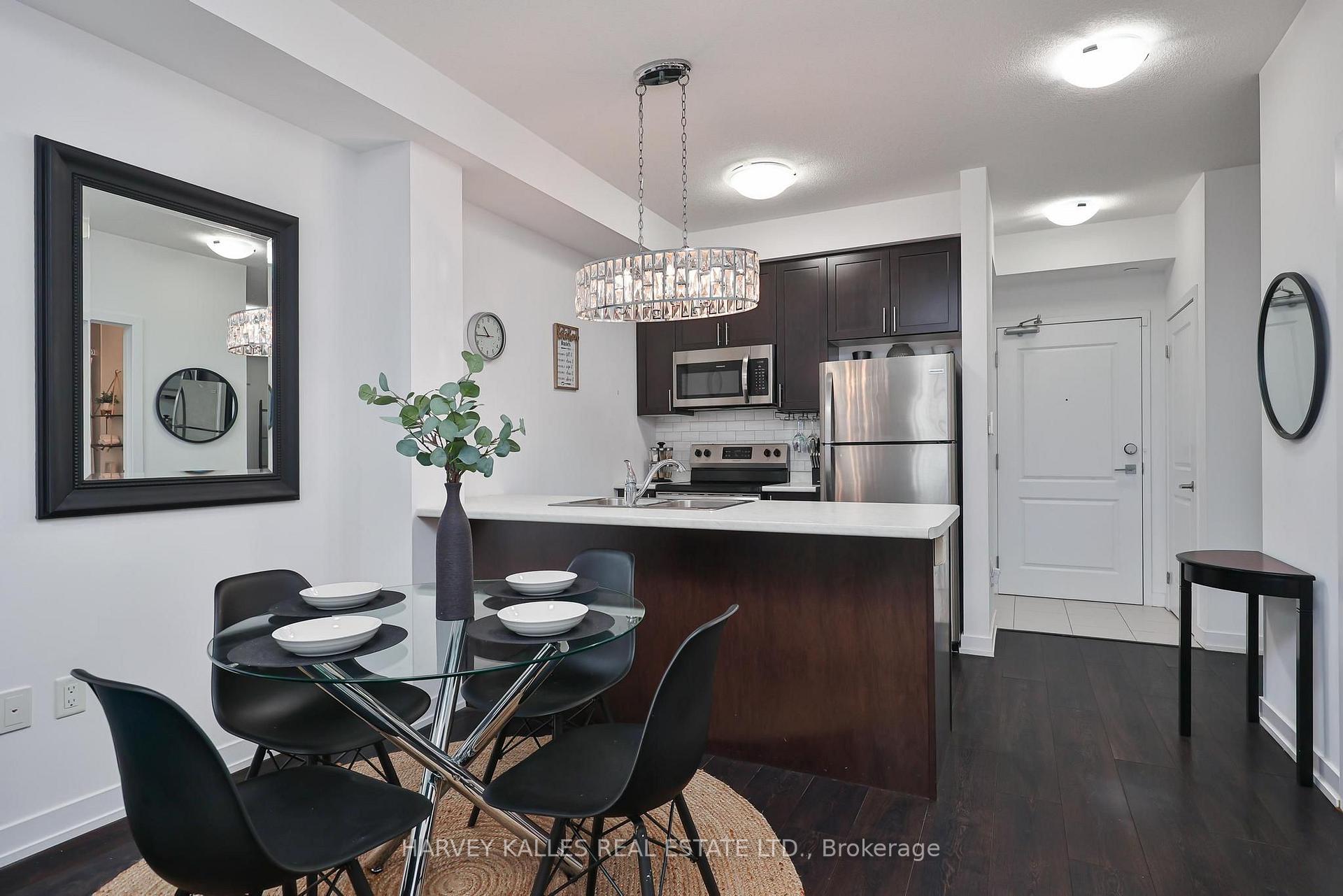 Photo 7 of Unit 122, 101 Shoreview Place, Hamilton, Lakeshore — HOMEH