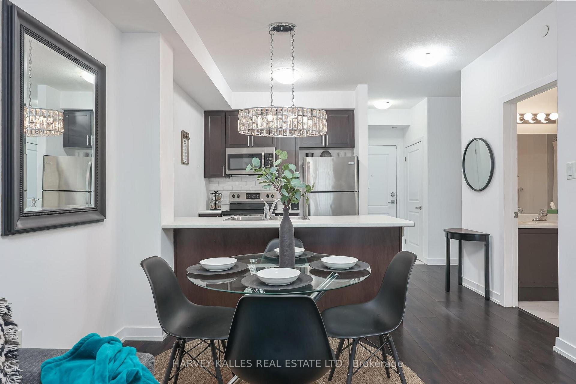 Photo 8 of Unit 122, 101 Shoreview Place, Hamilton, Lakeshore — HOMEH
