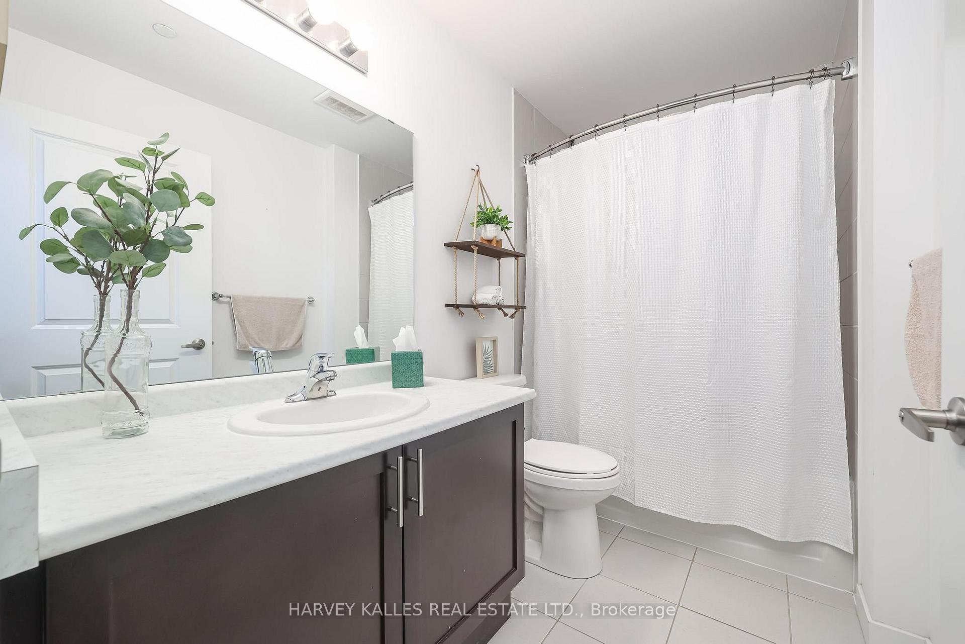Photo 12 of Unit 122, 101 Shoreview Place, Hamilton, Lakeshore — HOMEH