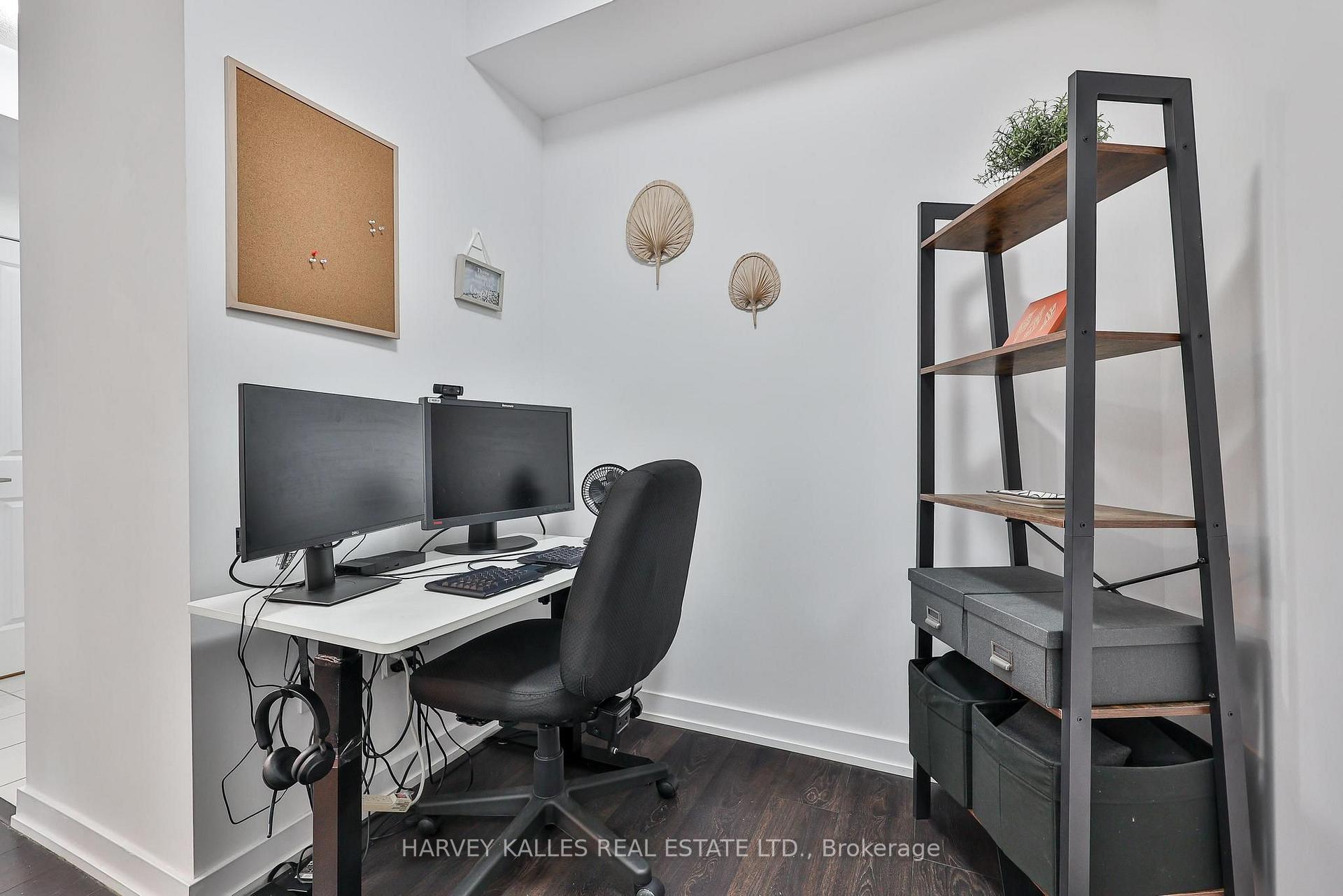 Photo 15 of Unit 122, 101 Shoreview Place, Hamilton, Lakeshore — HOMEH