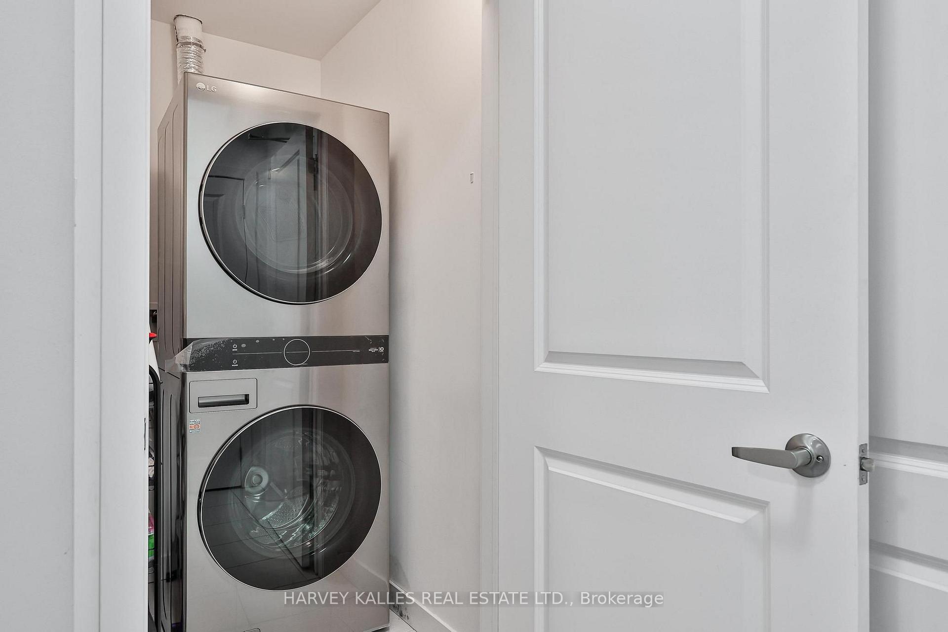 Photo 16 of Unit 122, 101 Shoreview Place, Hamilton, Lakeshore — HOMEH
