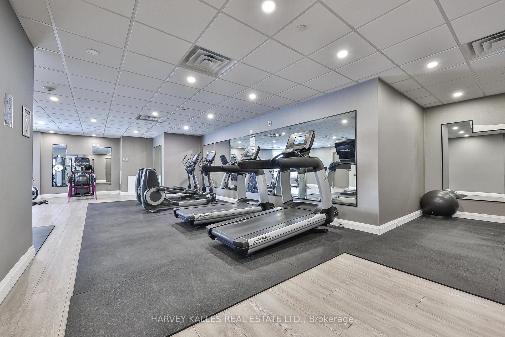 Photo 18 of Unit 122, 101 Shoreview Place, Hamilton, Lakeshore — HOMEH