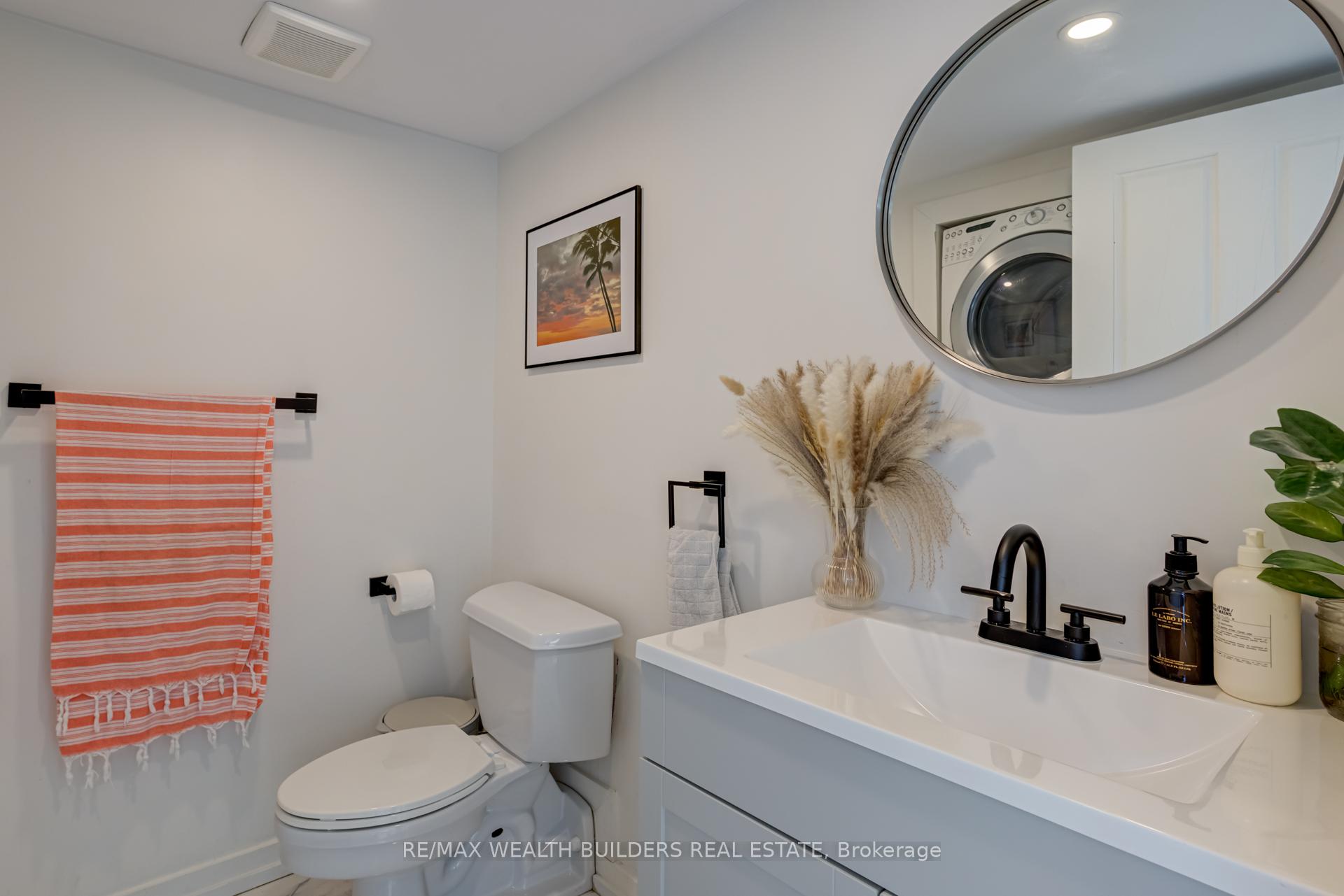 Photo 9 of Unit 403, 393 King Street E, Toronto, Moss Park — HOMEH