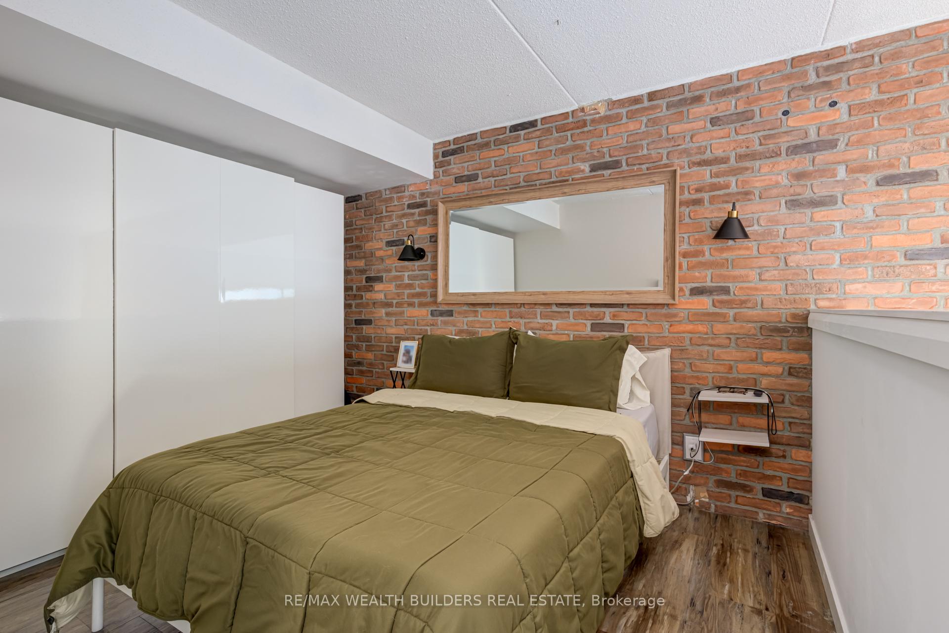 Photo 12 of Unit 403, 393 King Street E, Toronto, Moss Park — HOMEH