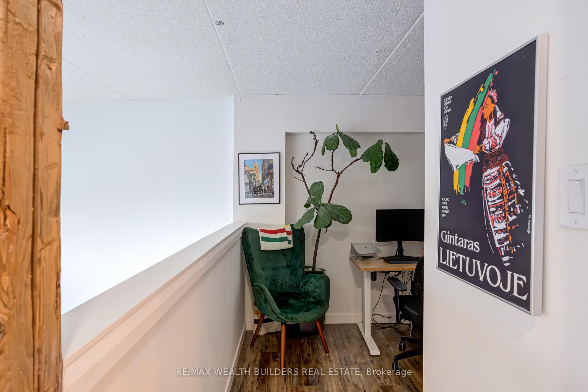 Photo 17 of Unit 403, 393 King Street E, Toronto, Moss Park — HOMEH
