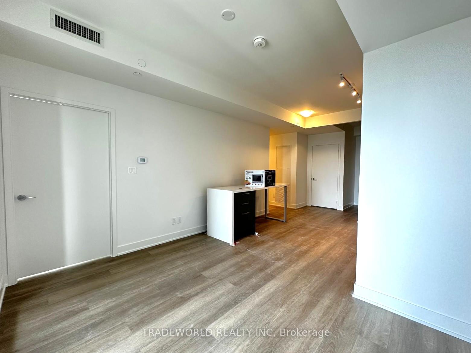 Photo 3 of Unit 1811, 56 Andre de Grasse Street, Markham, Unionville — HOMEH