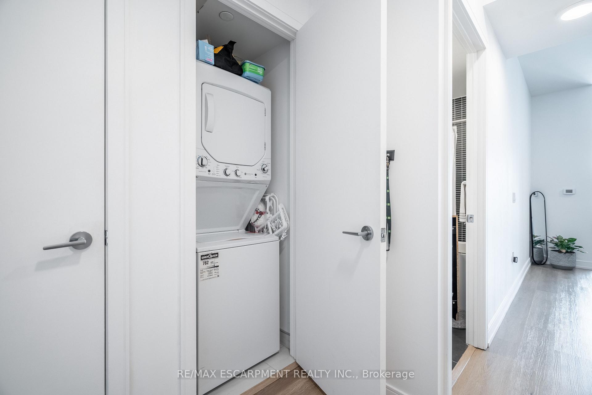 Photo 15 of Unit 1504, 1 Jarvis Street, Hamilton, Beasley — HOMEH