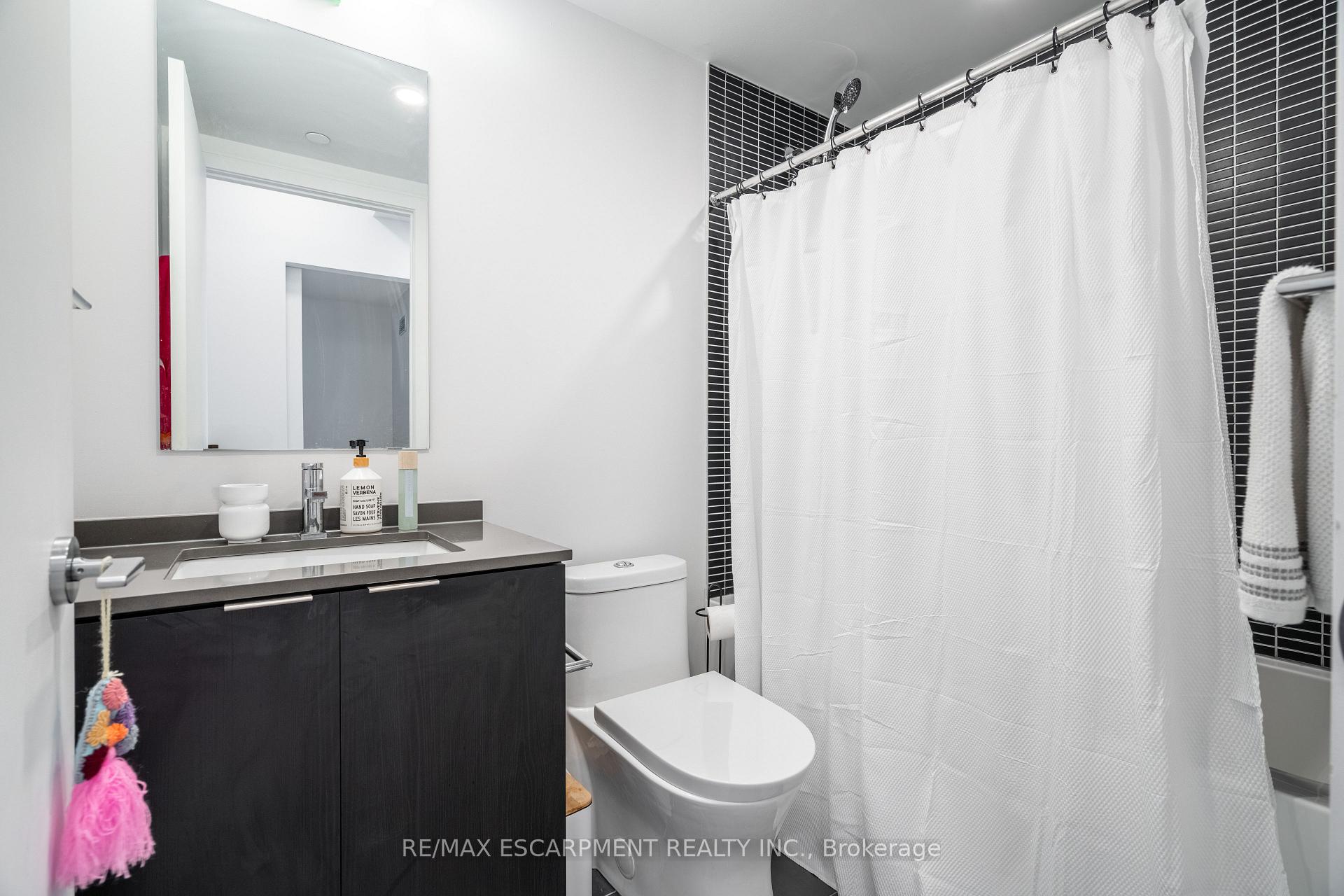 Photo 14 of Unit 1504, 1 Jarvis Street, Hamilton, Beasley — HOMEH