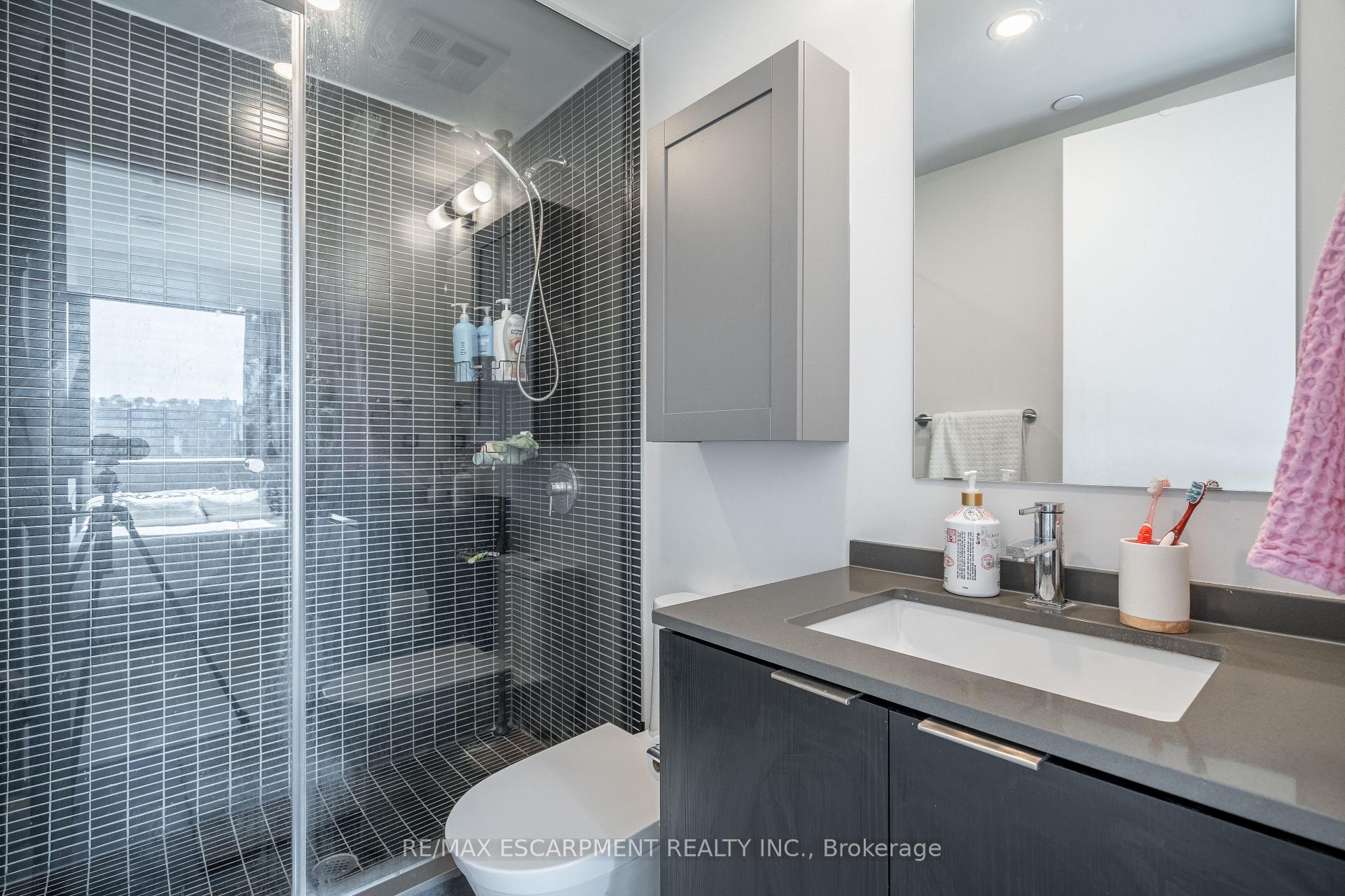 Photo 12 of Unit 1504, 1 Jarvis Street, Hamilton, Beasley — HOMEH