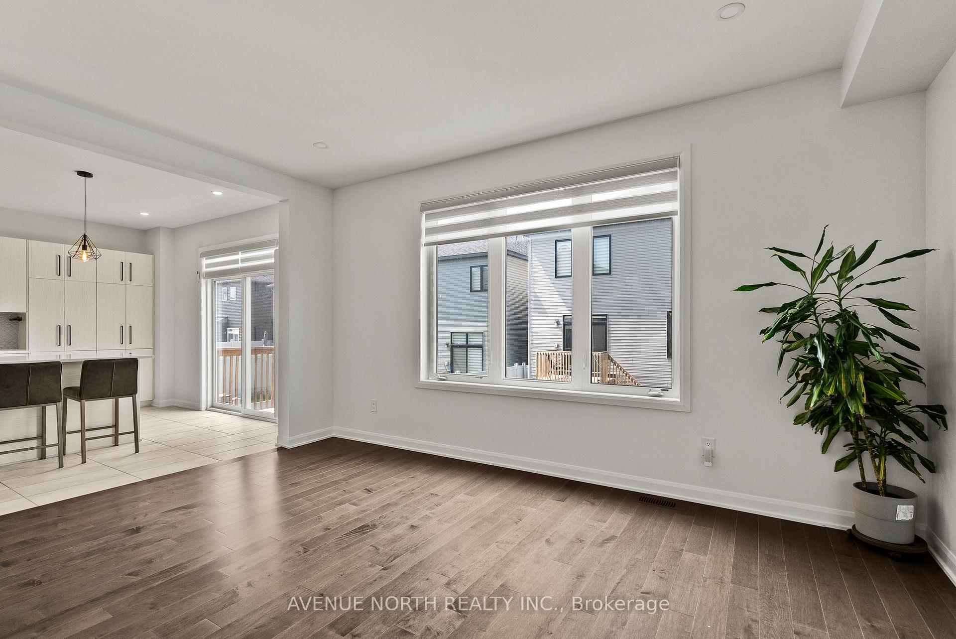 Photo 14 of 17 Fossa Terrace, Ottawa, Barrhaven - Half Moon Bay — HOMEH
