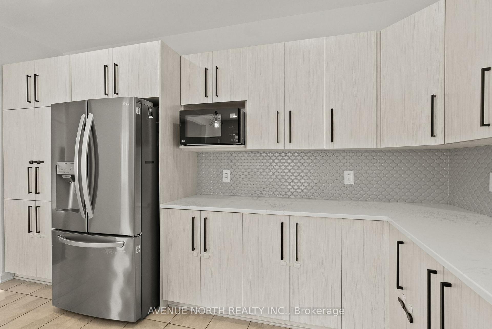 Photo 19 of 17 Fossa Terrace, Ottawa, Barrhaven - Half Moon Bay — HOMEH