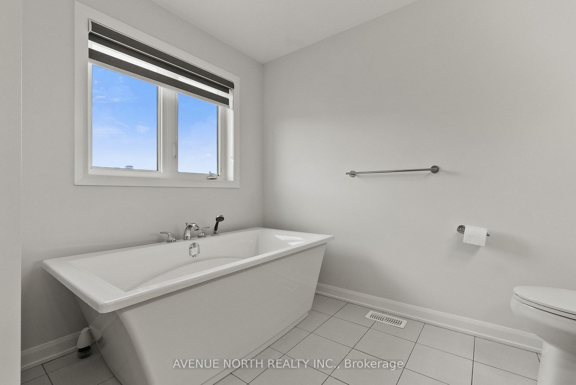 Photo 36 of 17 Fossa Terrace, Ottawa, Barrhaven - Half Moon Bay — HOMEH