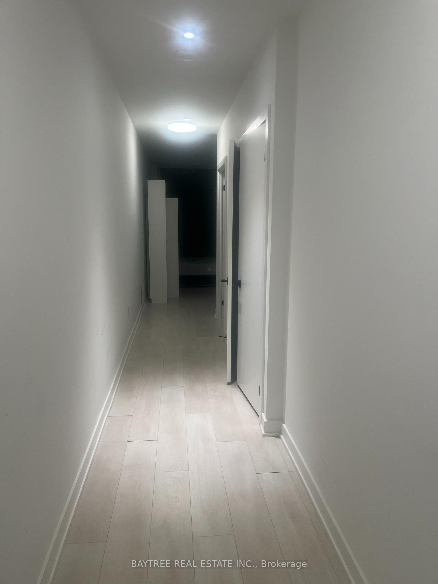 Photo 2 of Unit 604s, 127 Broadway Avenue, Toronto, Mount Pleasant West — HOMEH