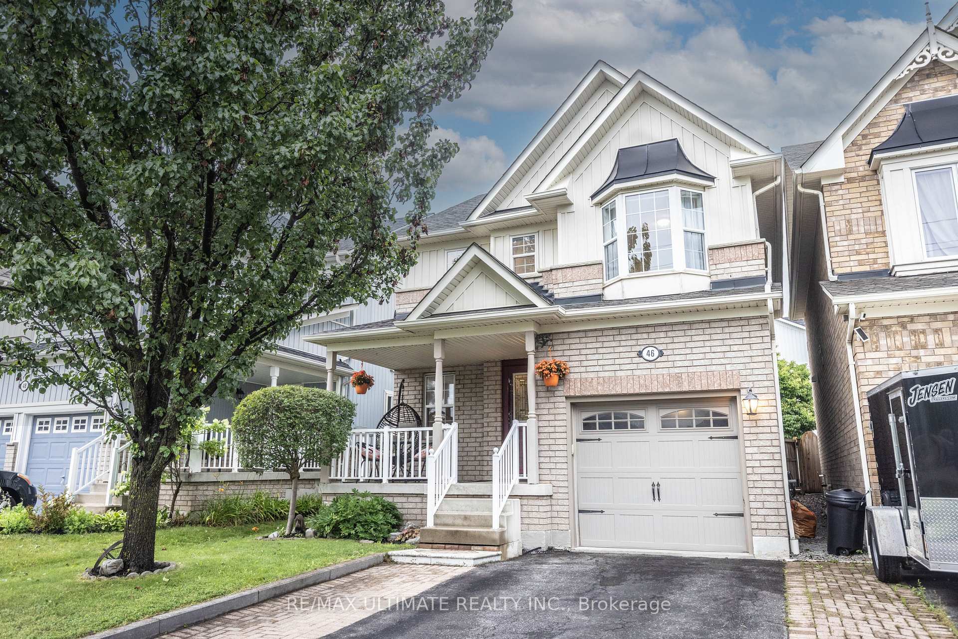 Photo 1 of 46 Beaumaris Crescent, Whitby, Brooklin — HOMEH