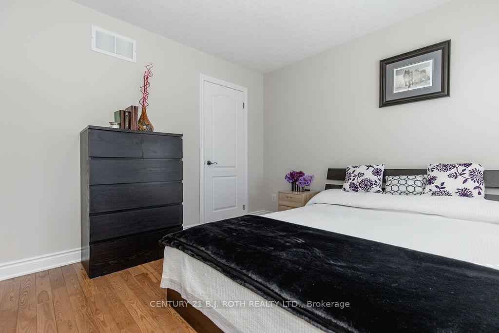 Photo 26 of 12 Lloyd Cook Drive E, Springwater, Snow Valley — HOMEH