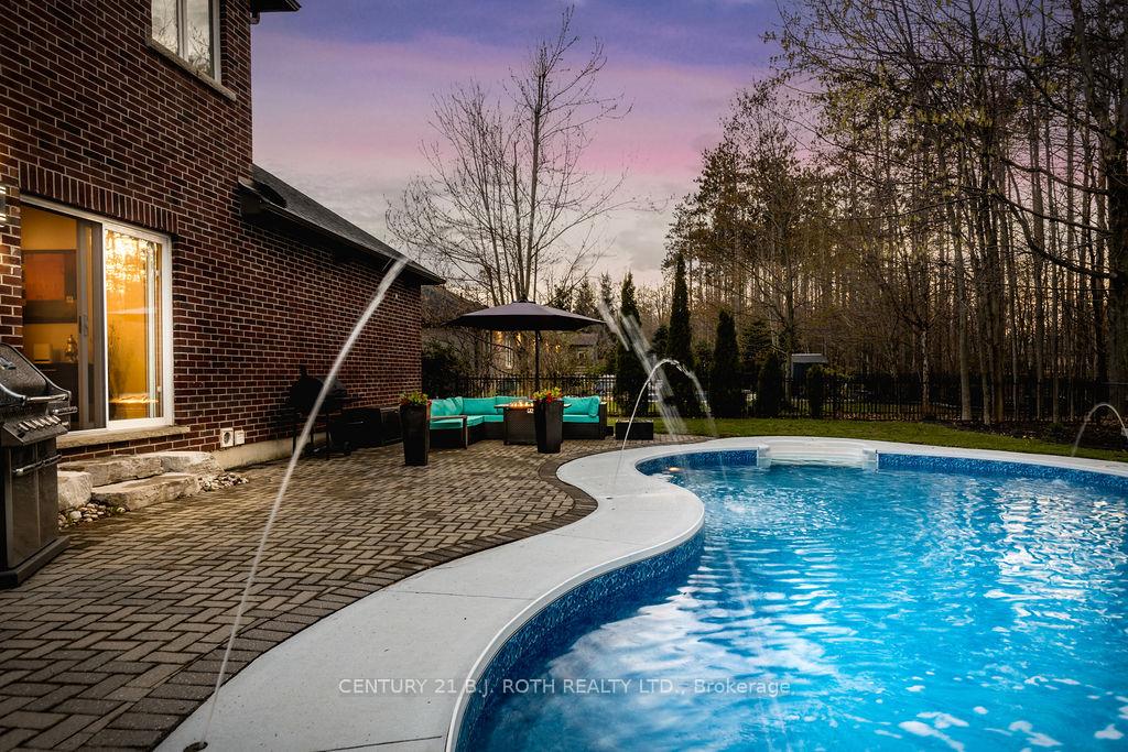 Photo 48 of 12 Lloyd Cook Drive E, Springwater, Snow Valley — HOMEH