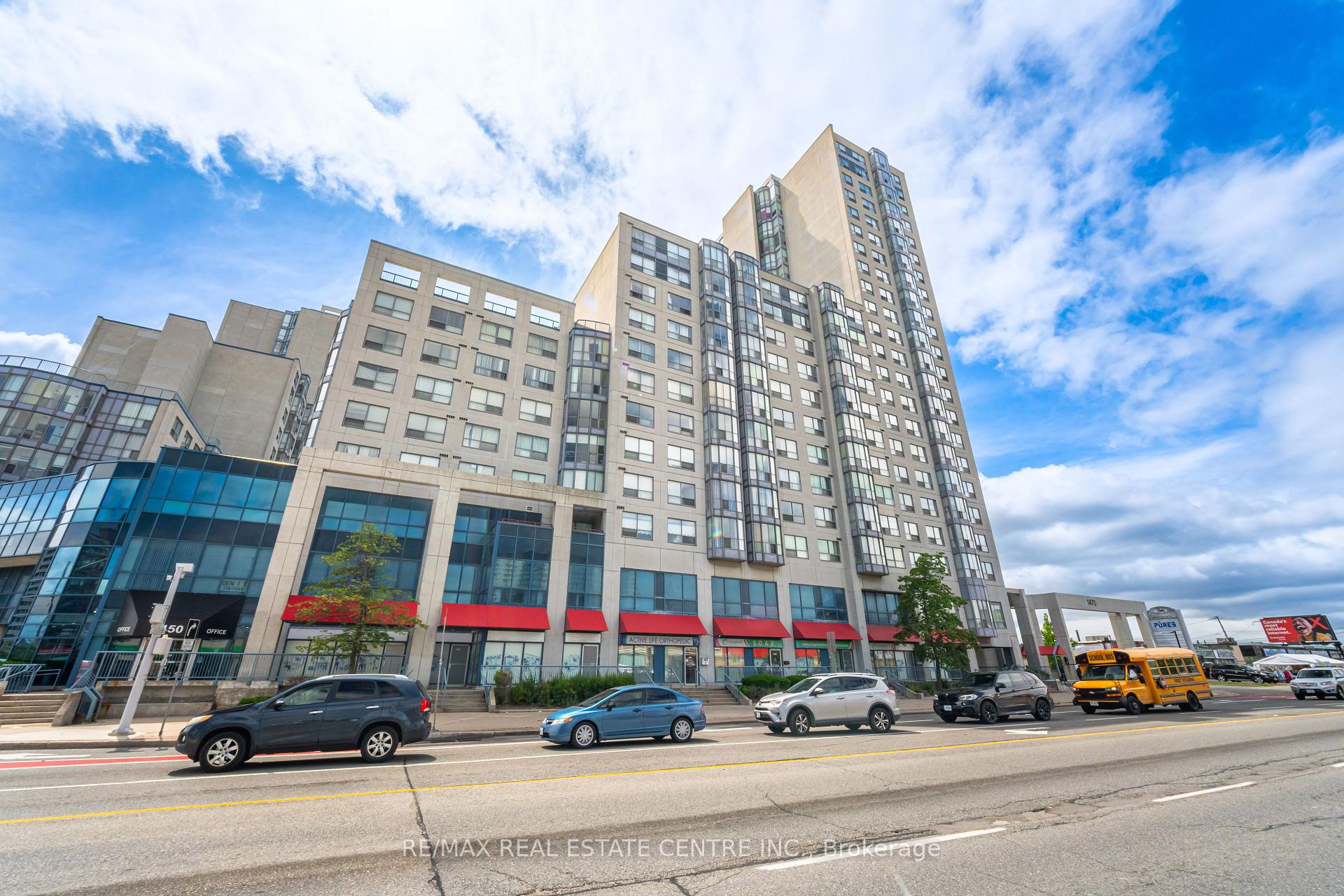Photo of Unit 1802, 1470 Midland Avenue