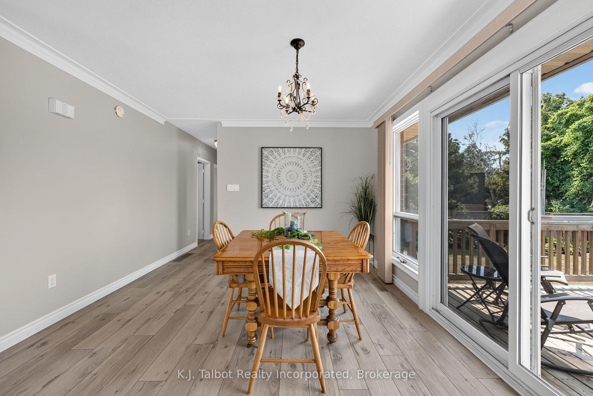 Photo 14 of 382 Huron Road, Goderich, Goderich (Town) — HOMEH