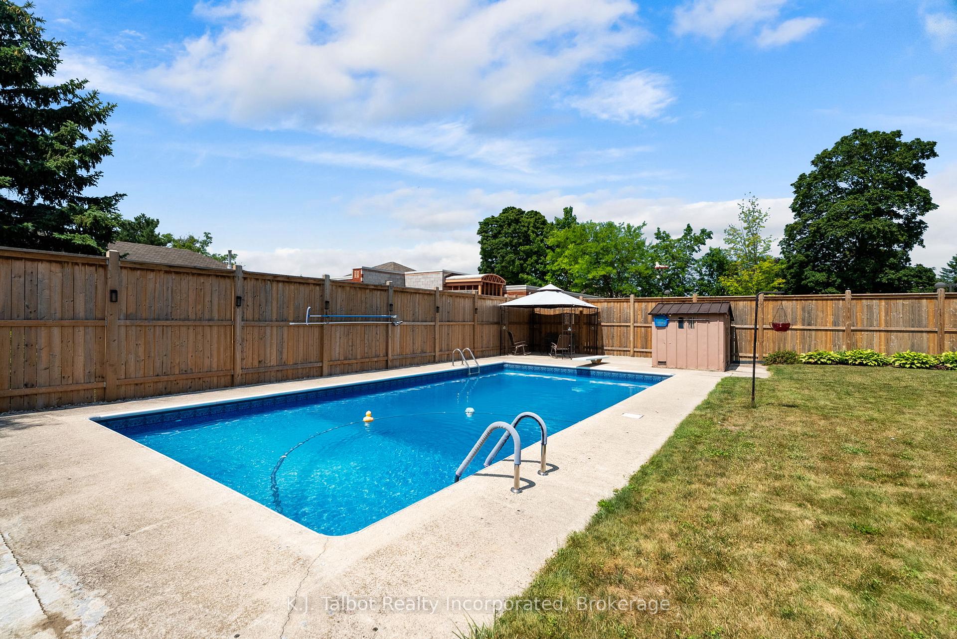 Photo 46 of 382 Huron Road, Goderich, Goderich (Town) — HOMEH