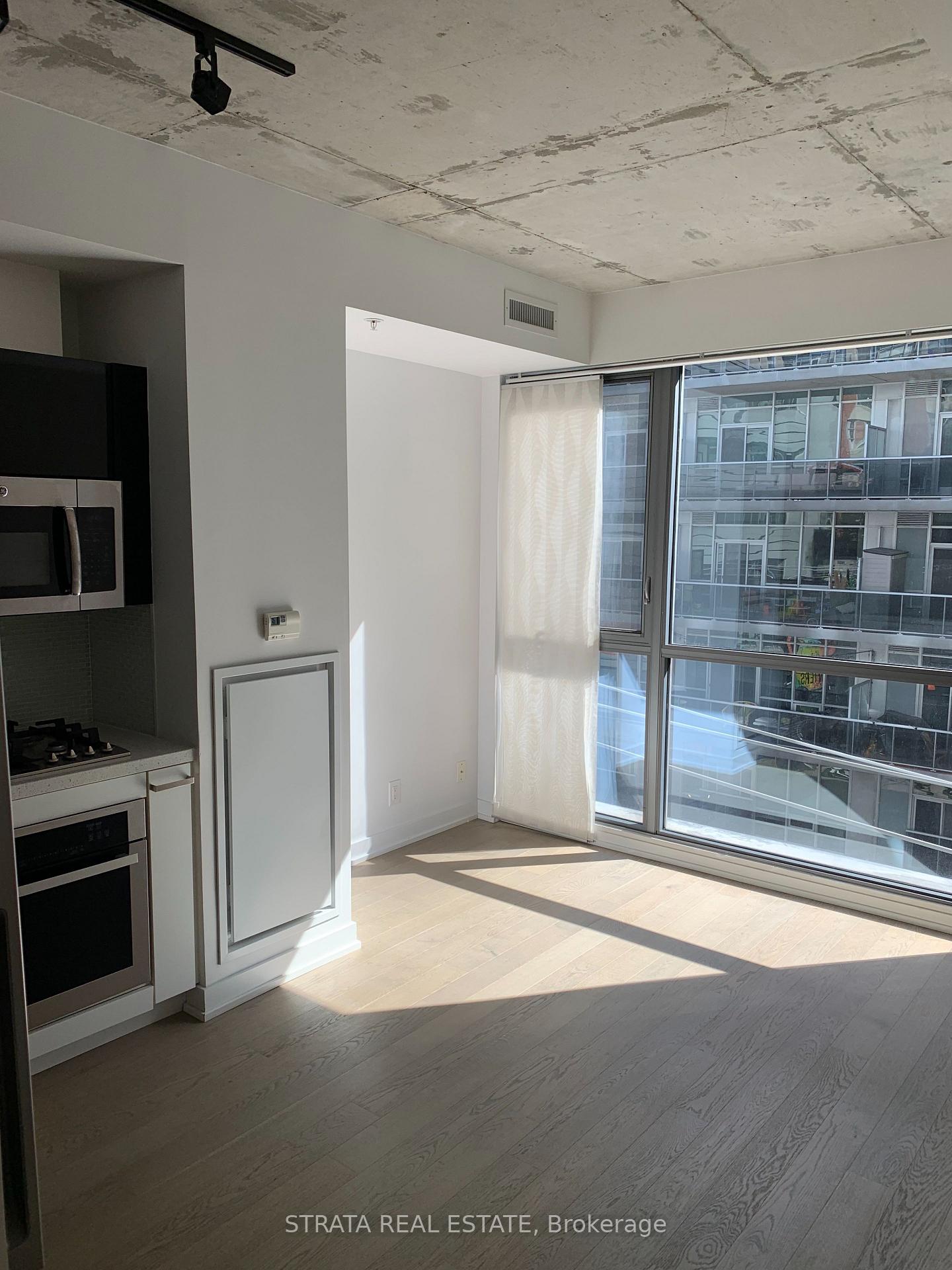 Photo 2 of Unit 411, 39 Brant Street, Toronto, Waterfront Communities — HOMEH