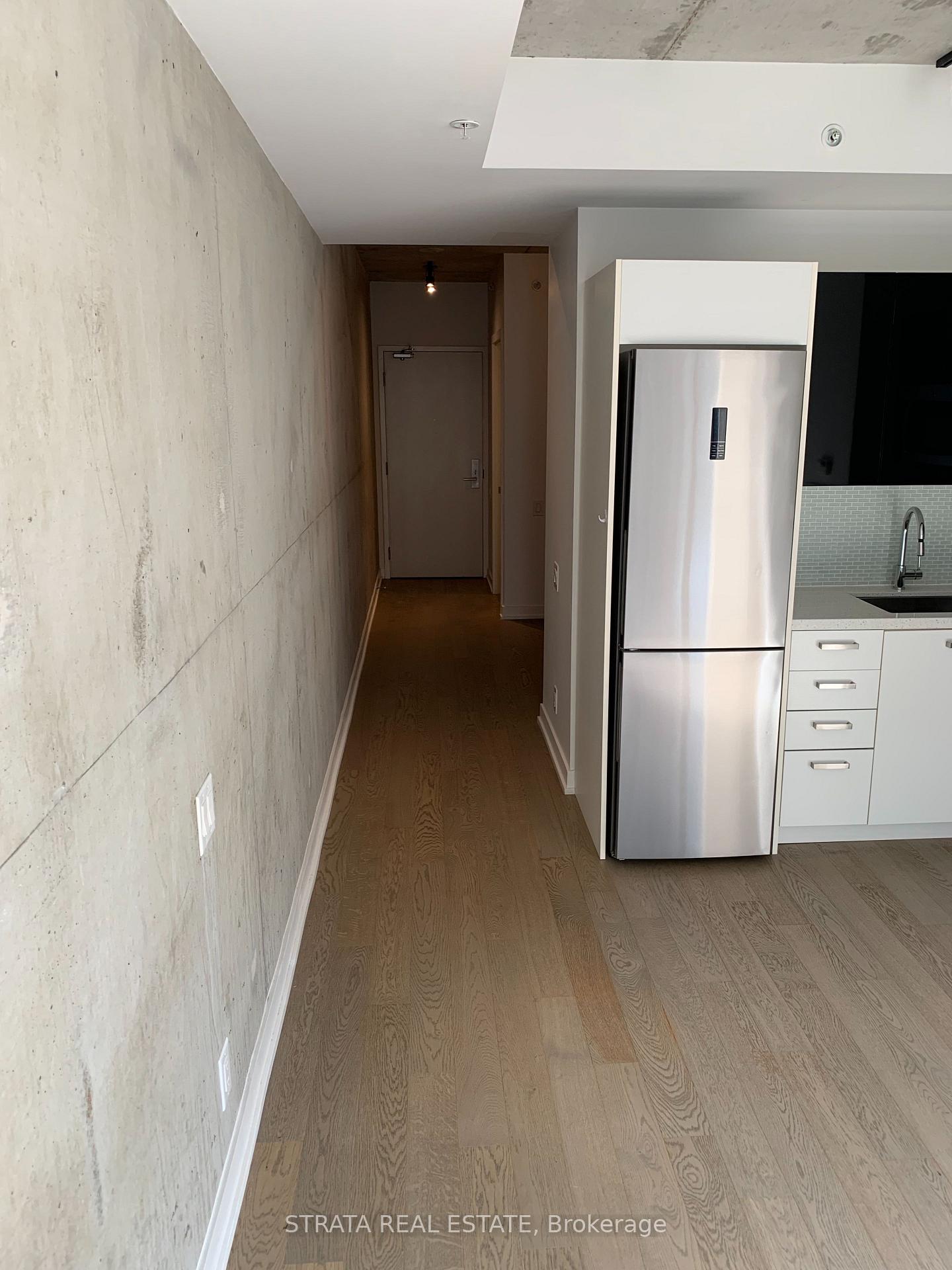 Photo 7 of Unit 411, 39 Brant Street, Toronto, Waterfront Communities — HOMEH