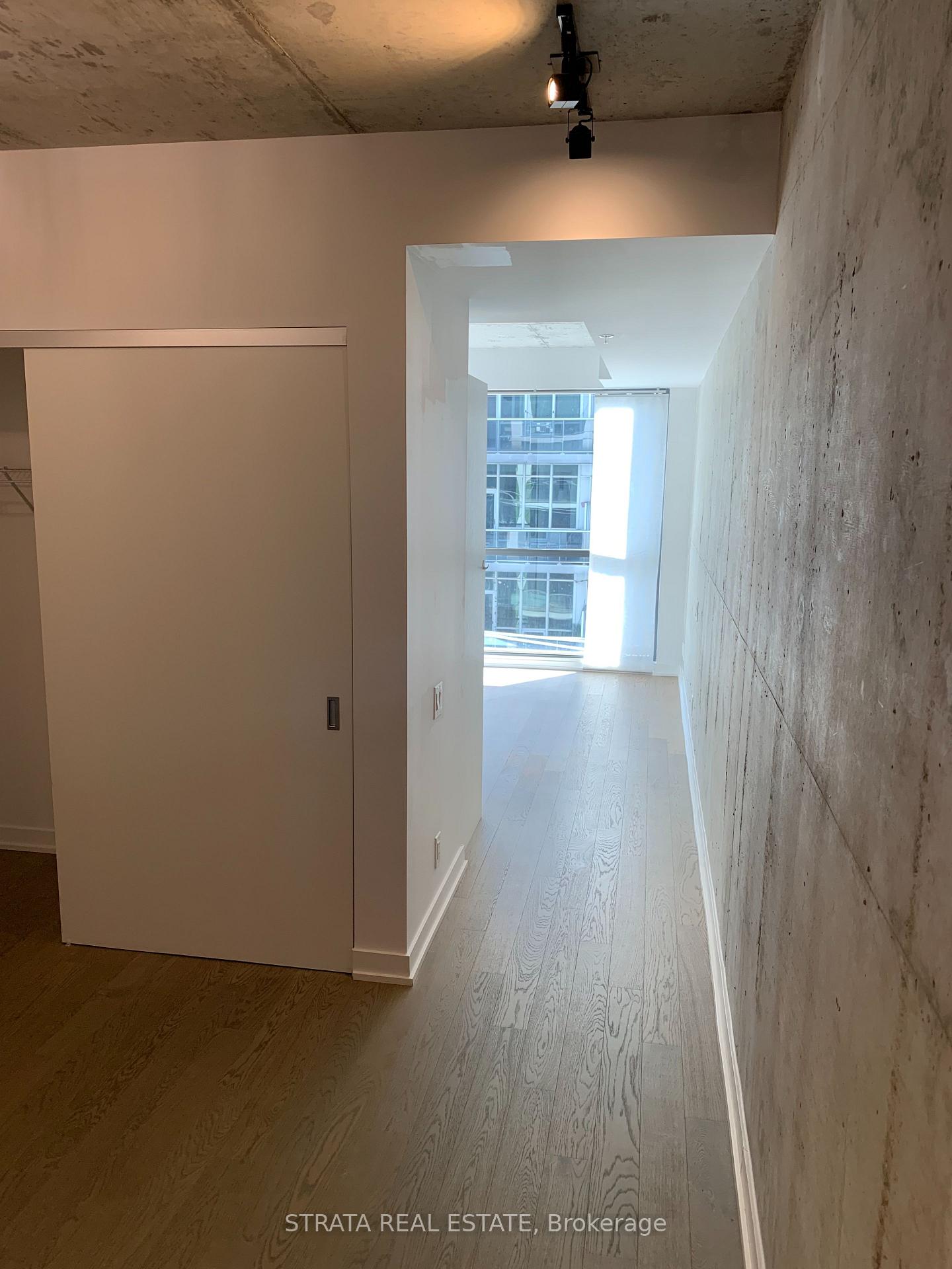 Photo 8 of Unit 411, 39 Brant Street, Toronto, Waterfront Communities — HOMEH