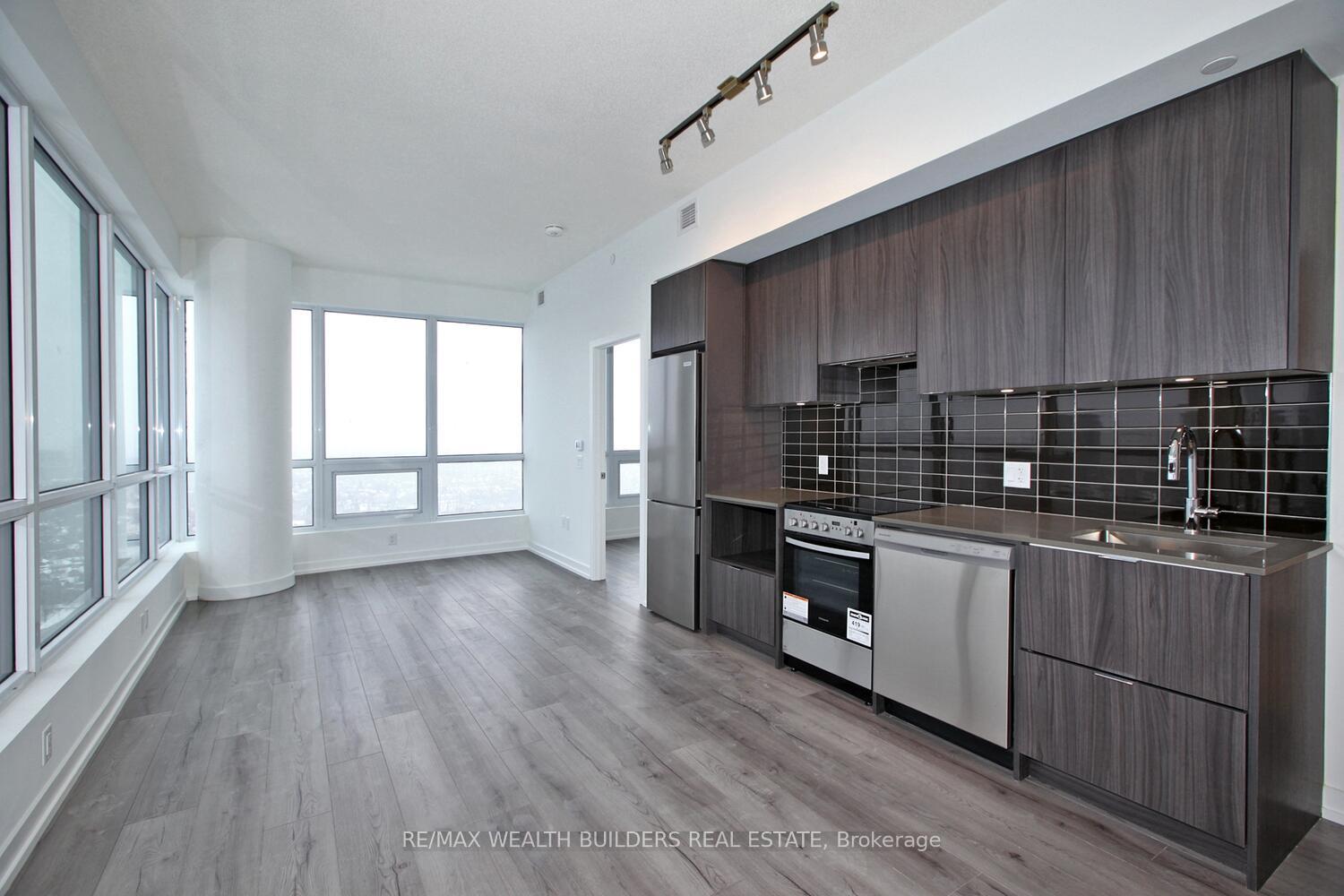 Photo 2 of Unit 3504, 395 Bloor Street E, Toronto, North St. James Town — HOMEH