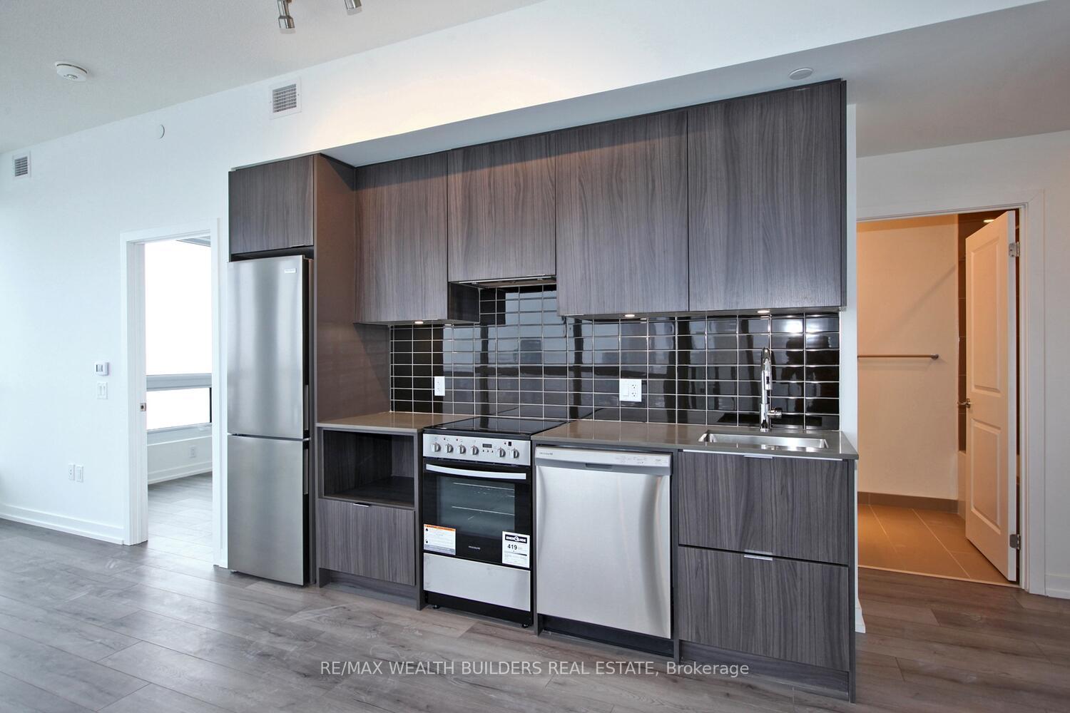 Photo 11 of Unit 3504, 395 Bloor Street E, Toronto, North St. James Town — HOMEH