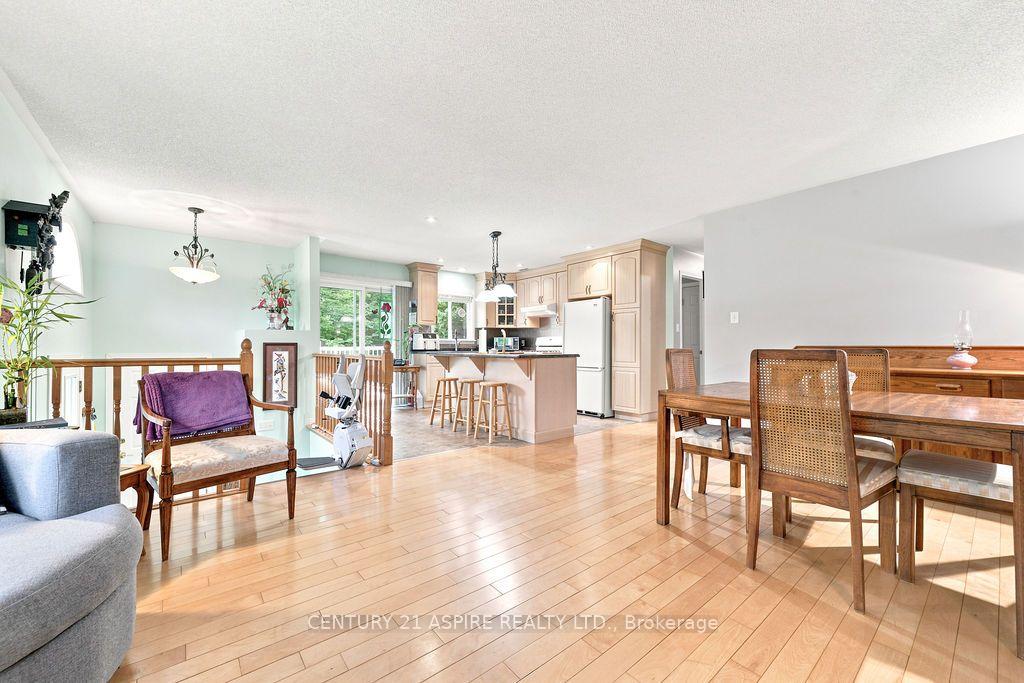Photo 8 of 23 Cardinal Crescent, Petawawa, Petawawa — HOMEH