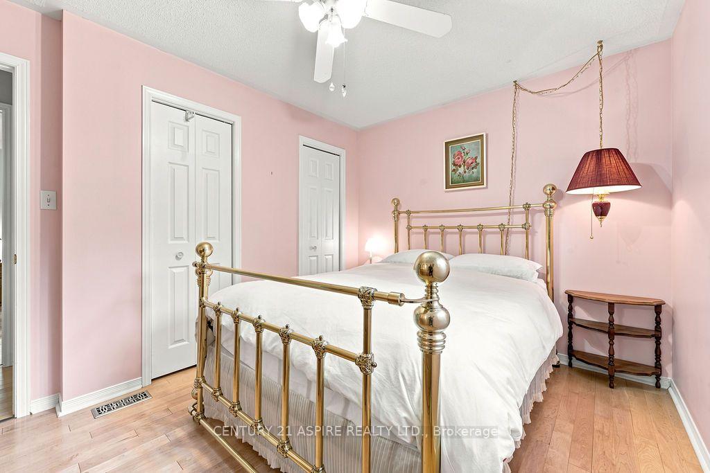 Photo 18 of 23 Cardinal Crescent, Petawawa, Petawawa — HOMEH