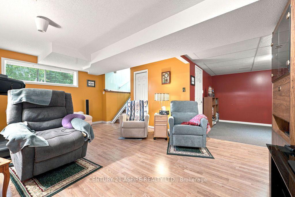 Photo 22 of 23 Cardinal Crescent, Petawawa, Petawawa — HOMEH