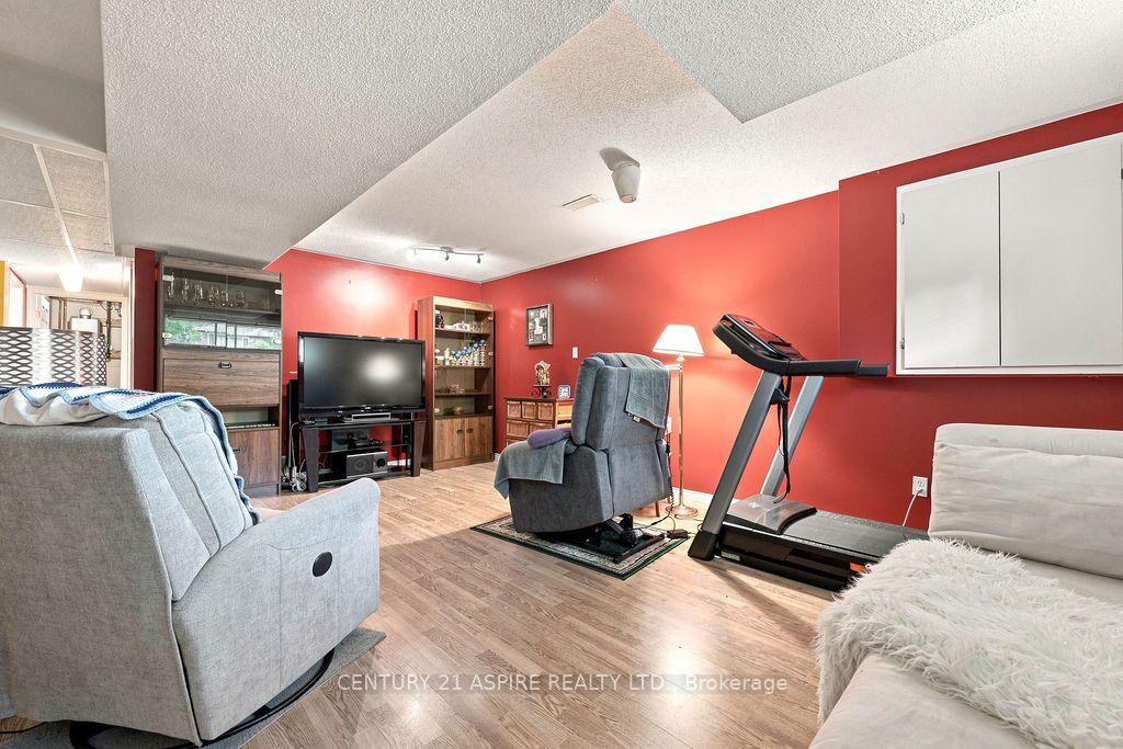 Photo 23 of 23 Cardinal Crescent, Petawawa, Petawawa — HOMEH