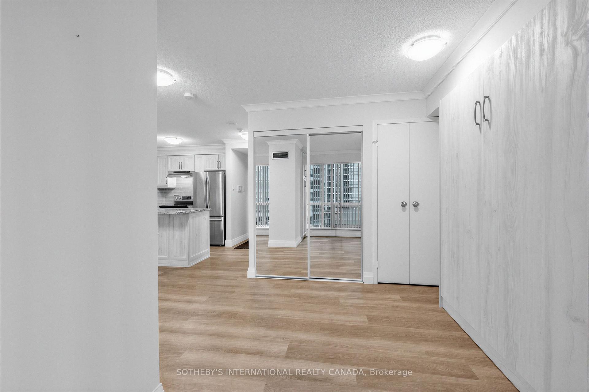 Photo 19 of Unit 702, 10 Queens Quay W, Toronto, Waterfront Communities — HOMEH